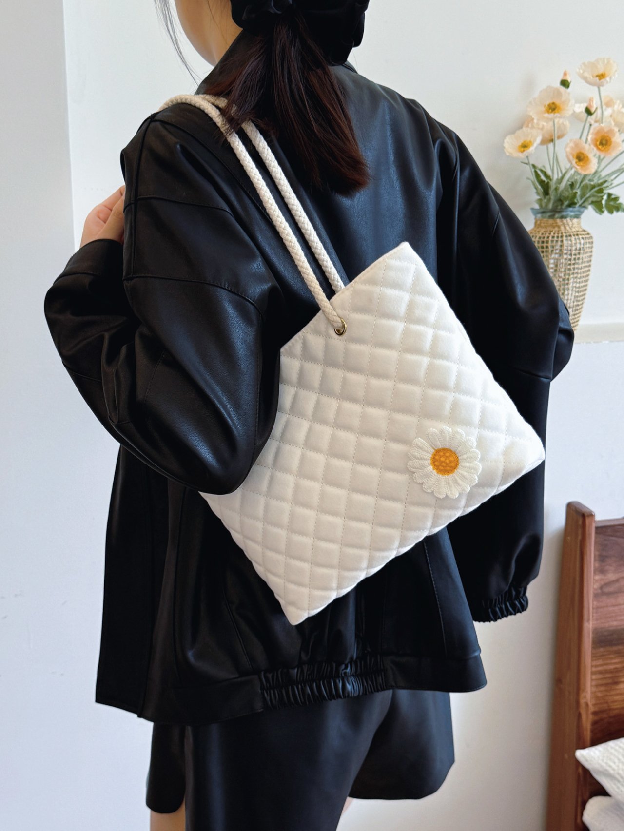 Off-White Quilted Shoulder Bag with Daisy Charm