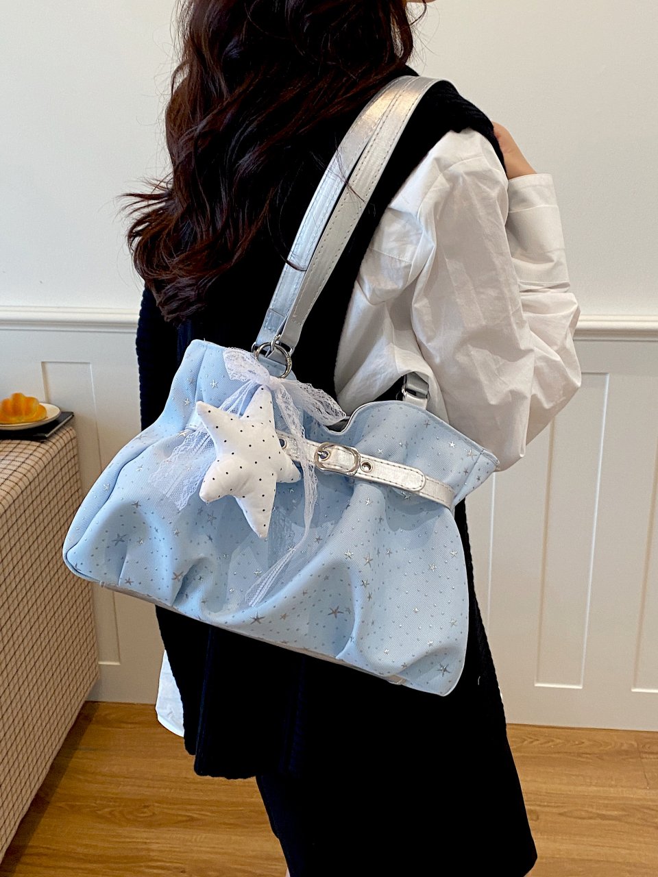 Dreamy Blue Star-Patterned Shoulder Bag