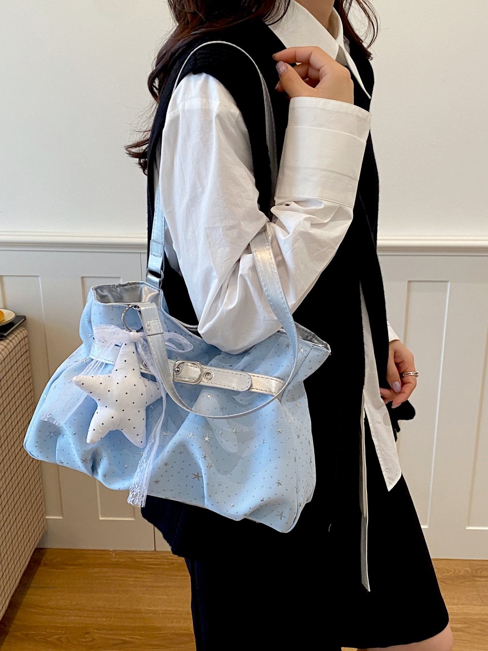 Dreamy Blue Star-Patterned Shoulder Bag
