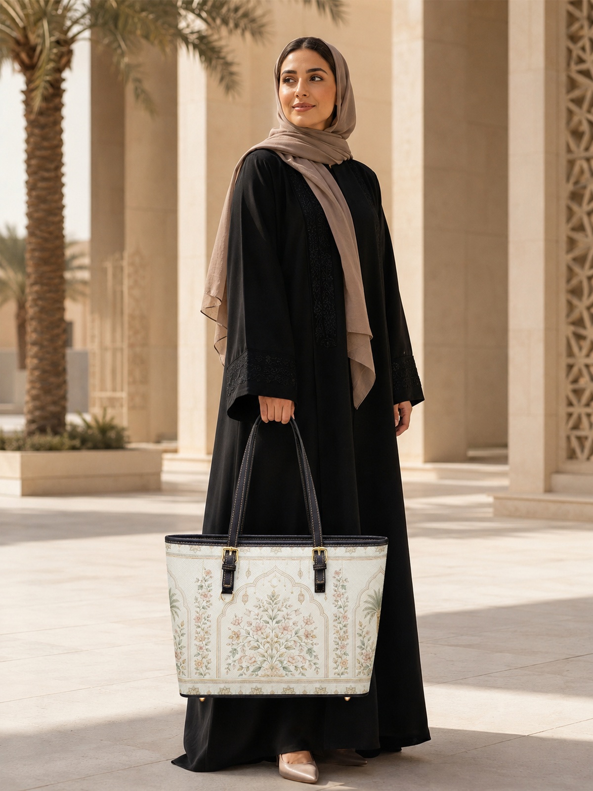 White Ornate Print Large Capacity Shoulder Bag