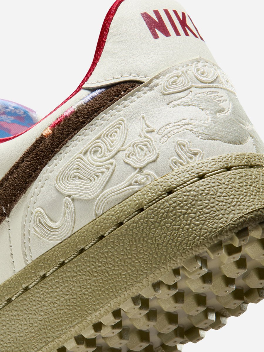 Cream Field General SE LNY Sneakers