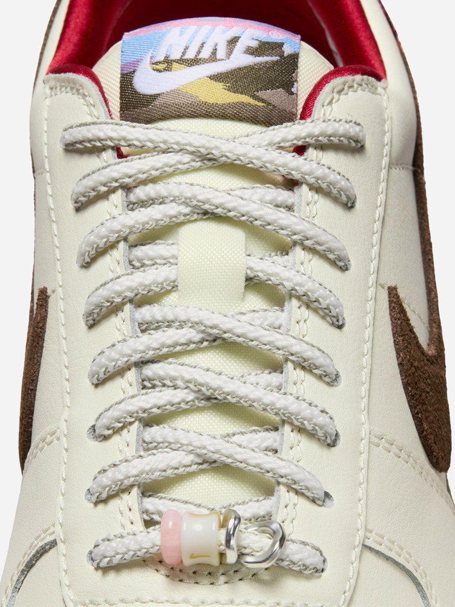Cream Field General SE LNY Sneakers