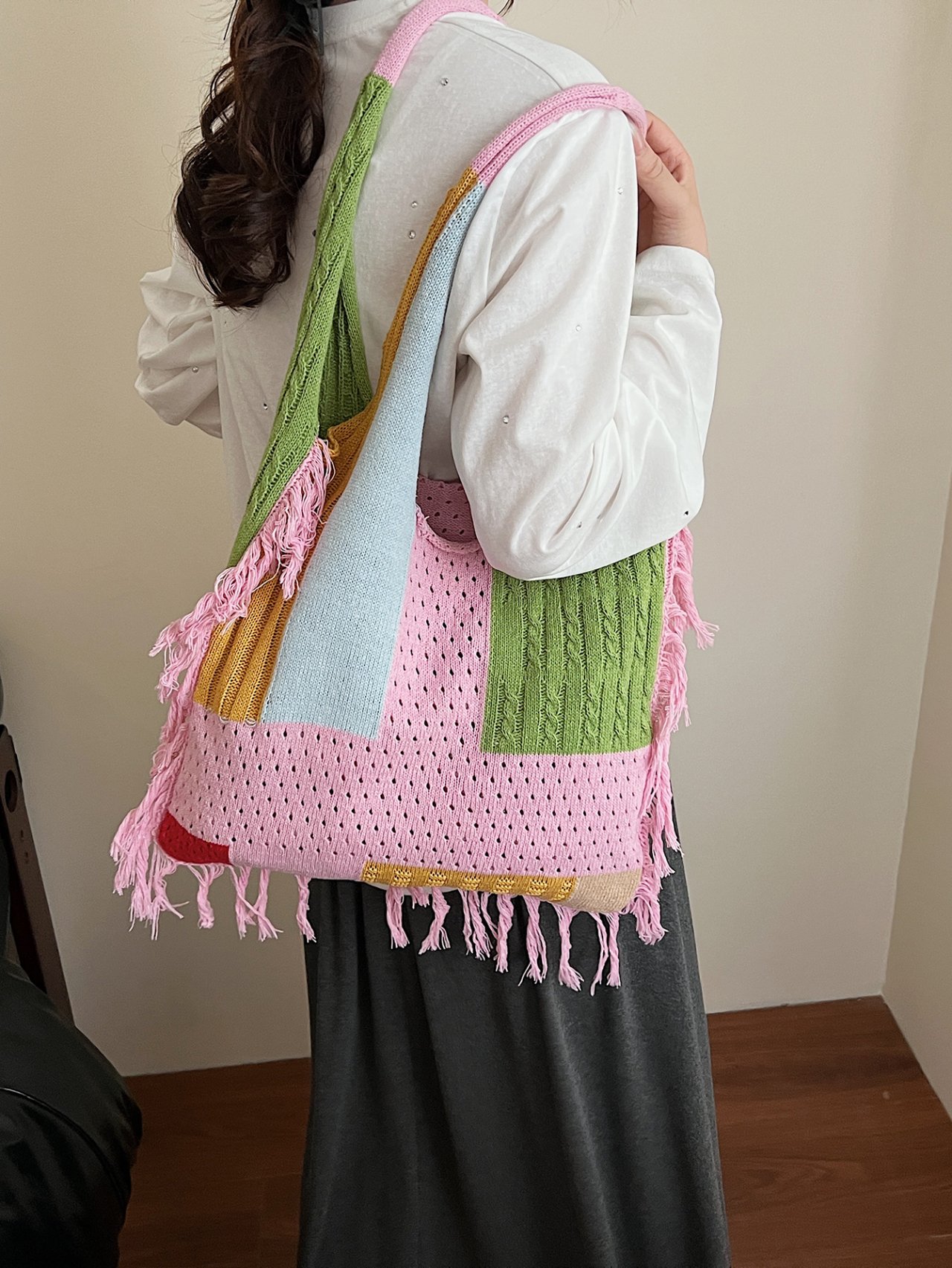  Pink Patchwork Knitted Shoulder Bag