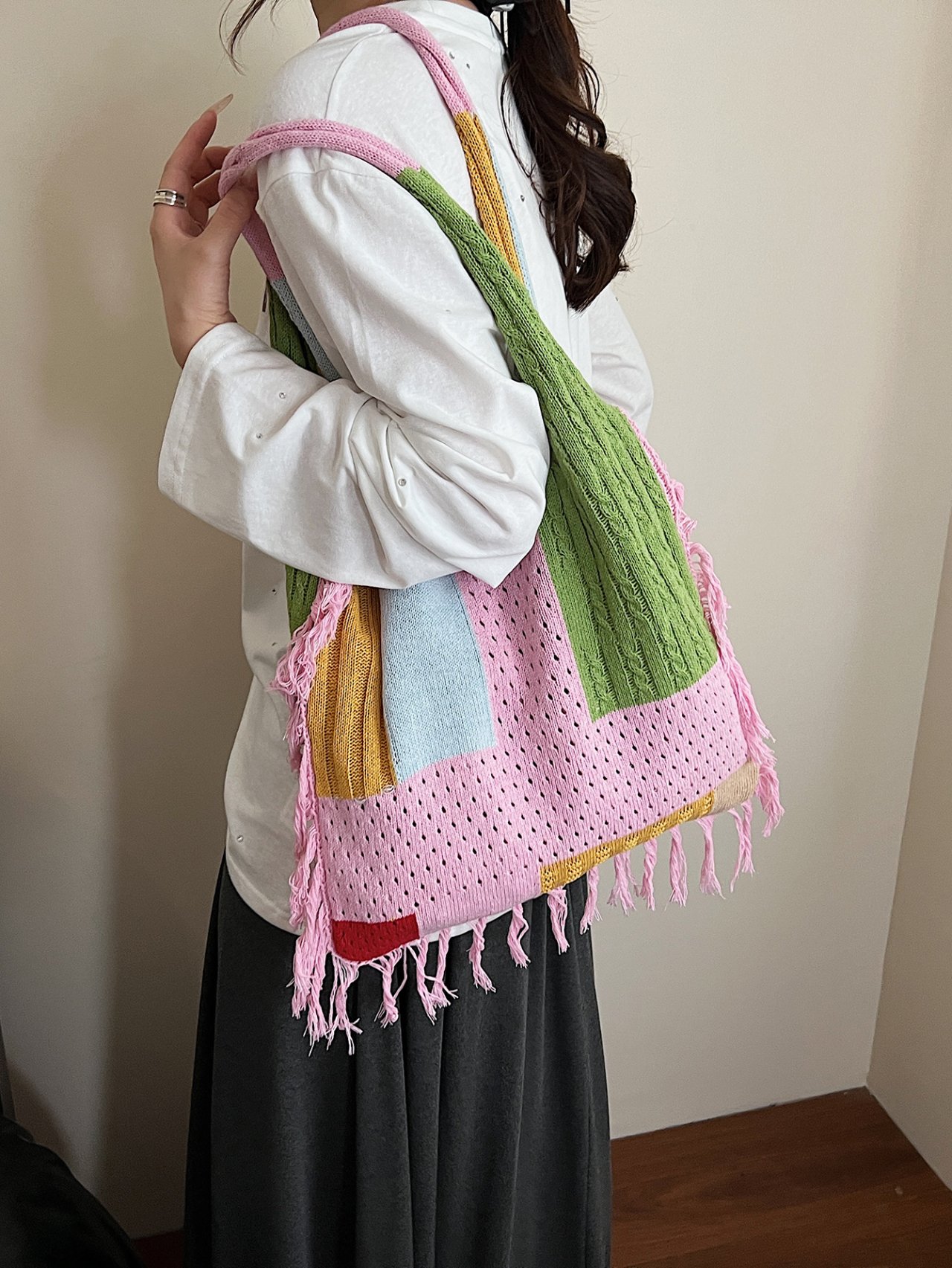  Pink Patchwork Knitted Shoulder Bag