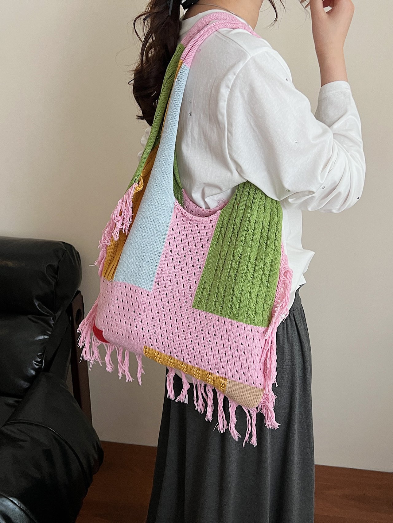  Pink Patchwork Knitted Shoulder Bag
