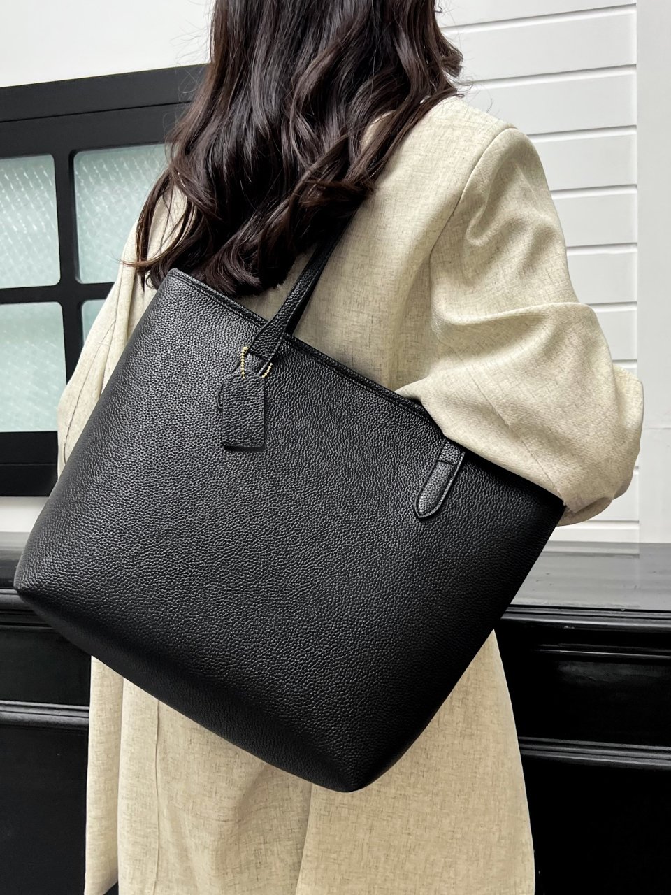 Black Plain Tote Bag