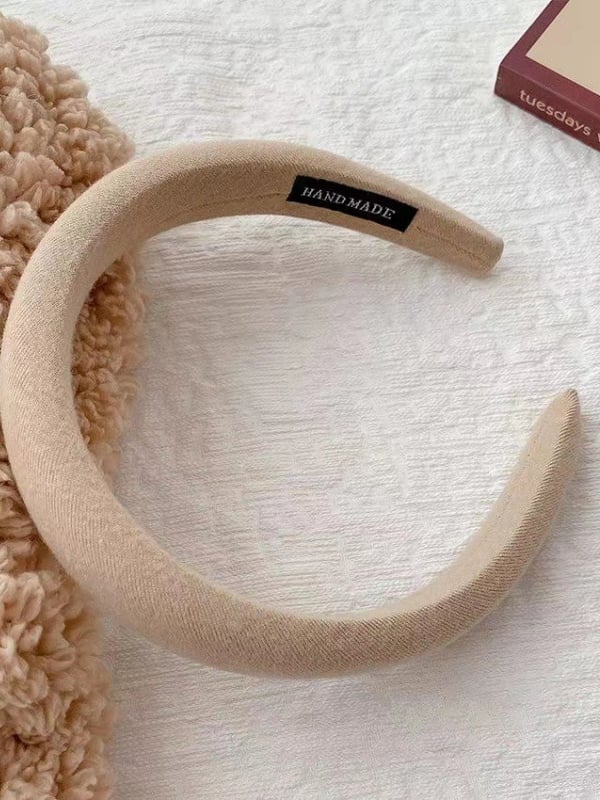 طوق شعر بيج مبطن