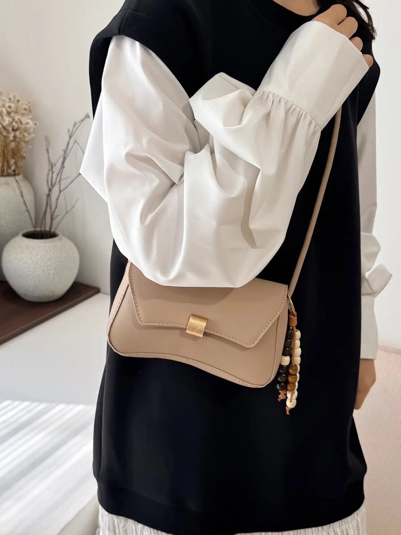 Crossbody Bag - Elegant Everyday Style