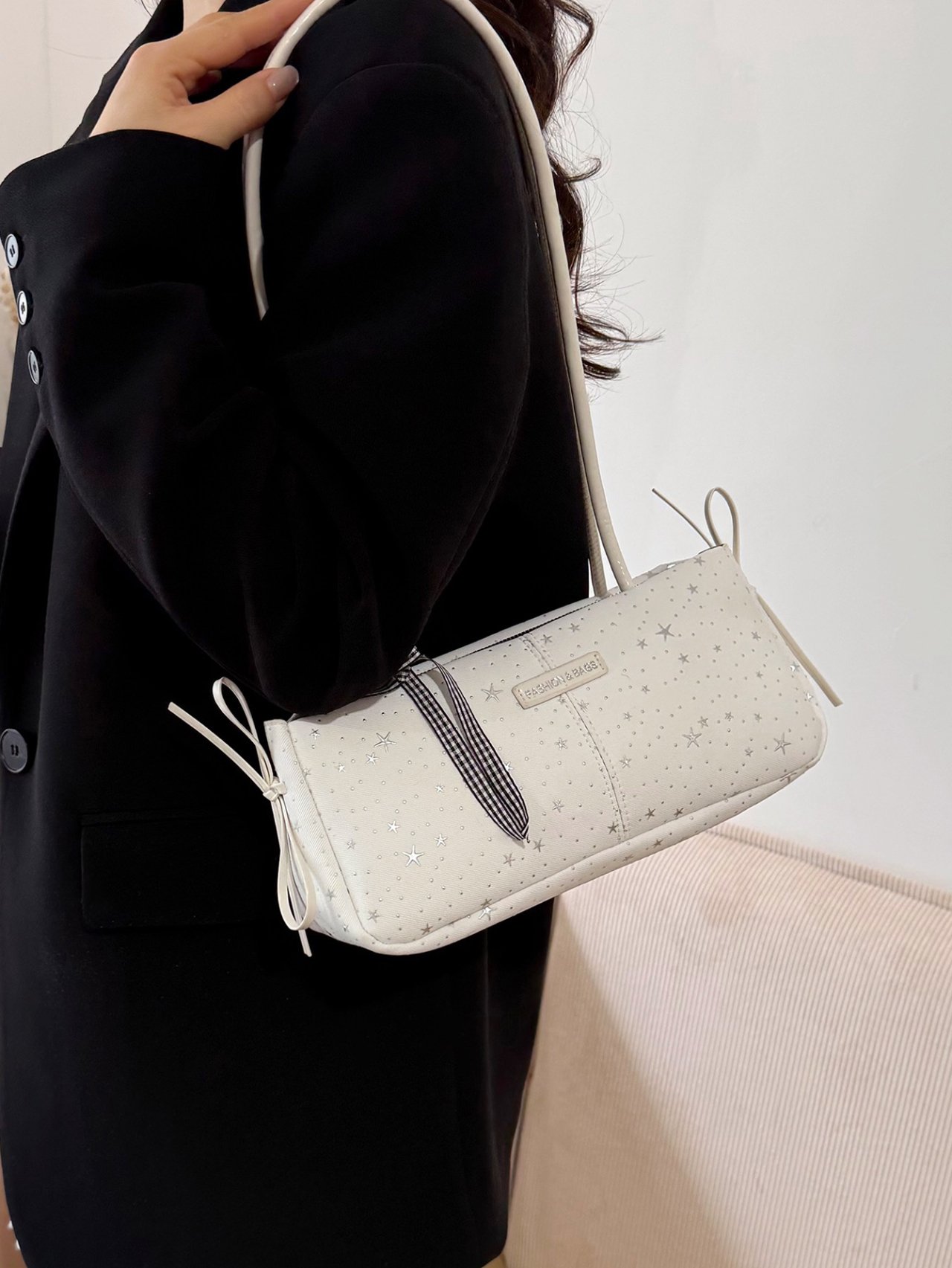 White Star-Pattern Shoulder Bag 