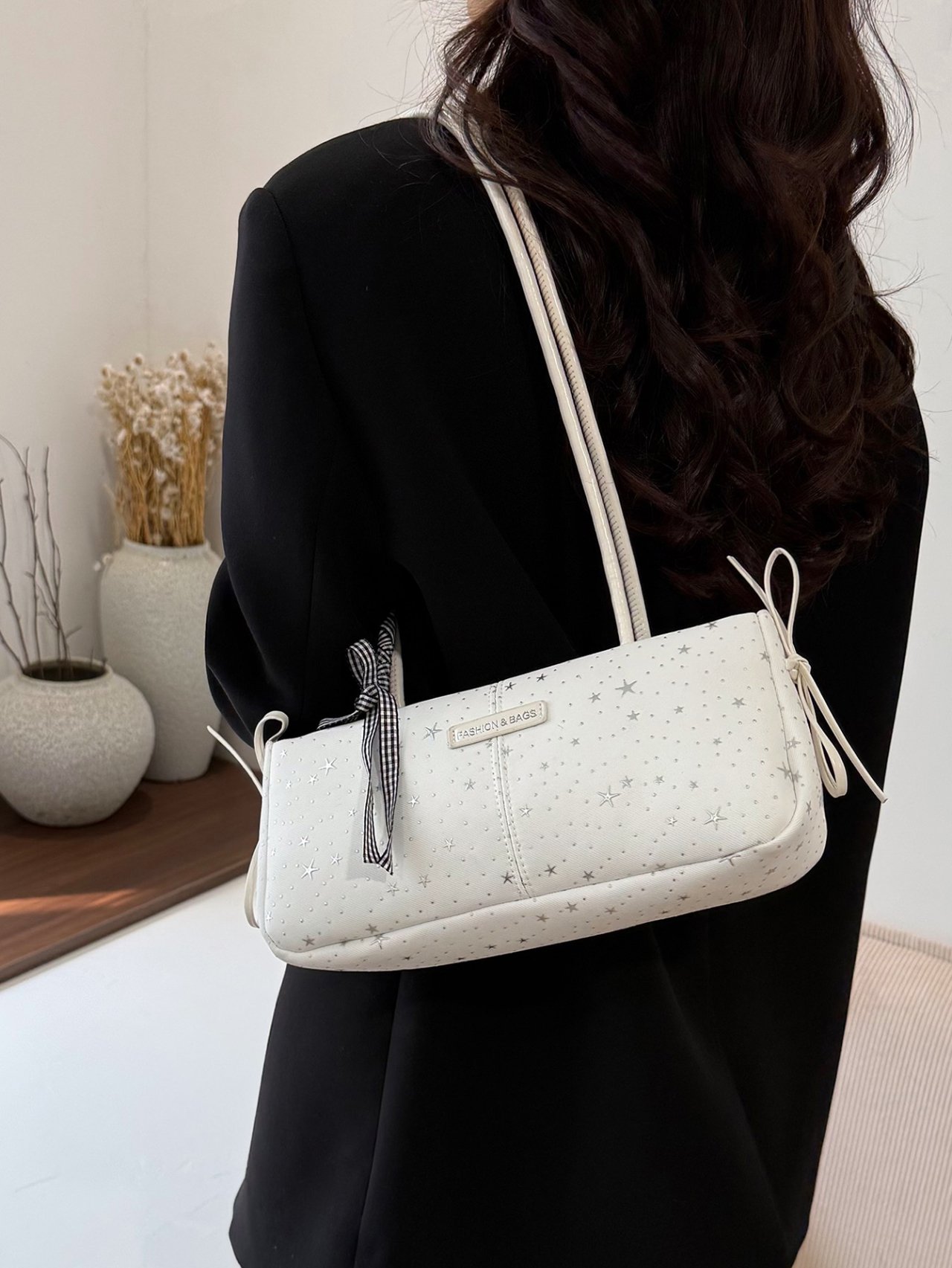 White Star-Pattern Shoulder Bag 