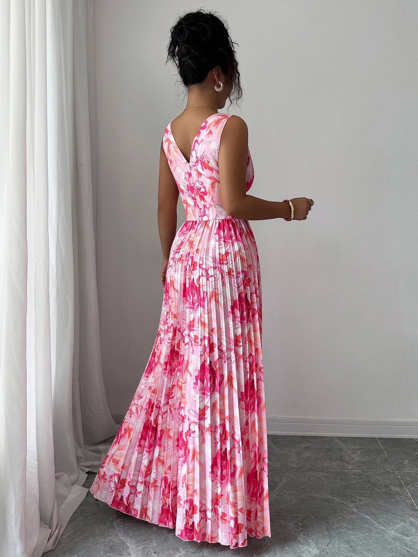 Floral Pleated Maxi Dress with Slit