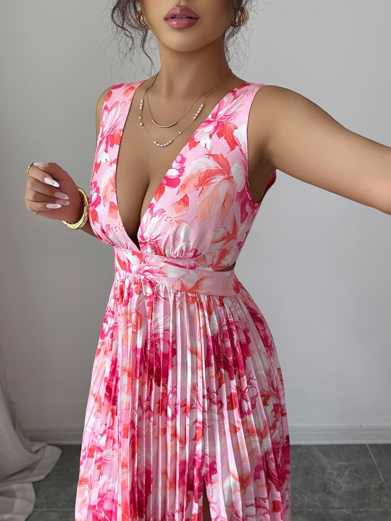 Floral Pleated Maxi Dress with Slit