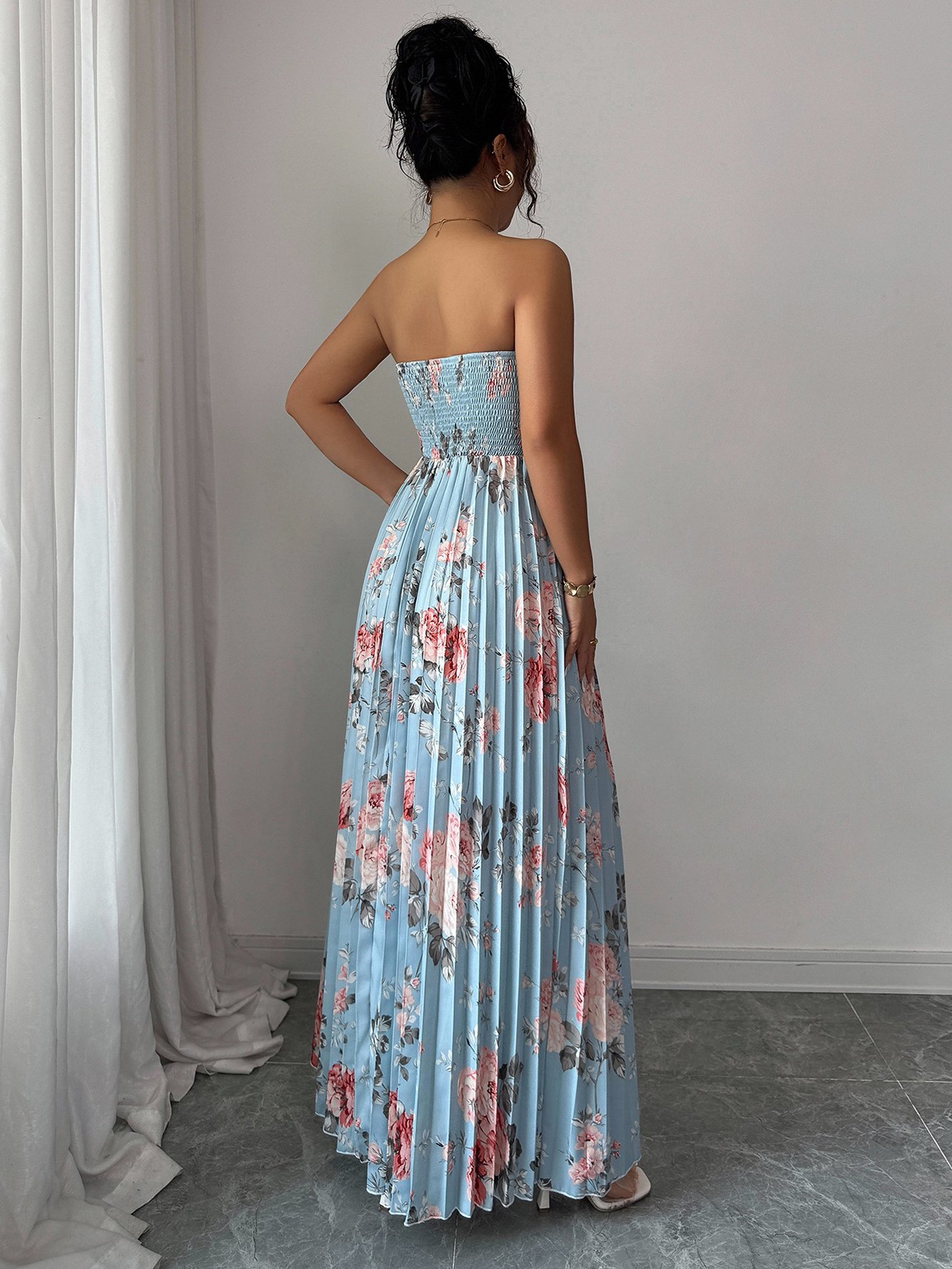 Blue Floral Pleated Maxi Dress with Strapless Design