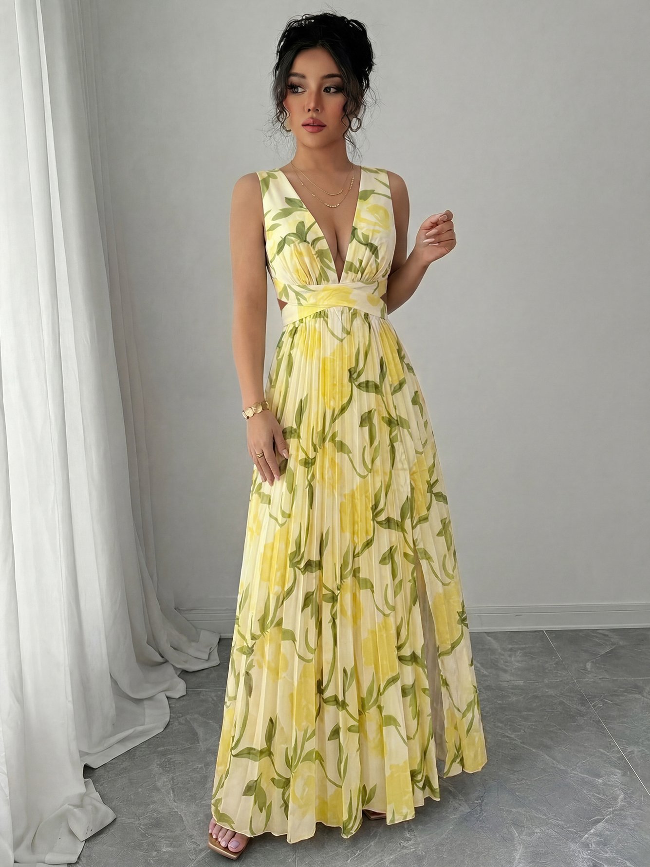 Floral V-Neck Pleated Maxi Dress with Cutout Waist