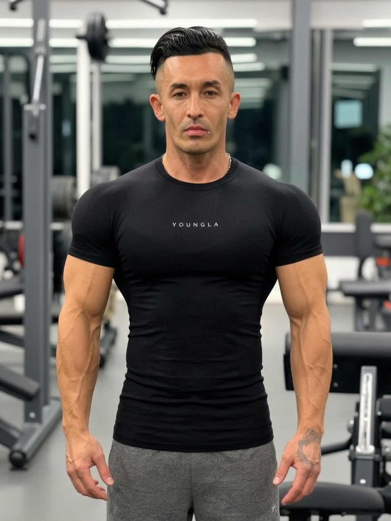 Black Short Sleeves Muscle Fit Active T-Shirt
