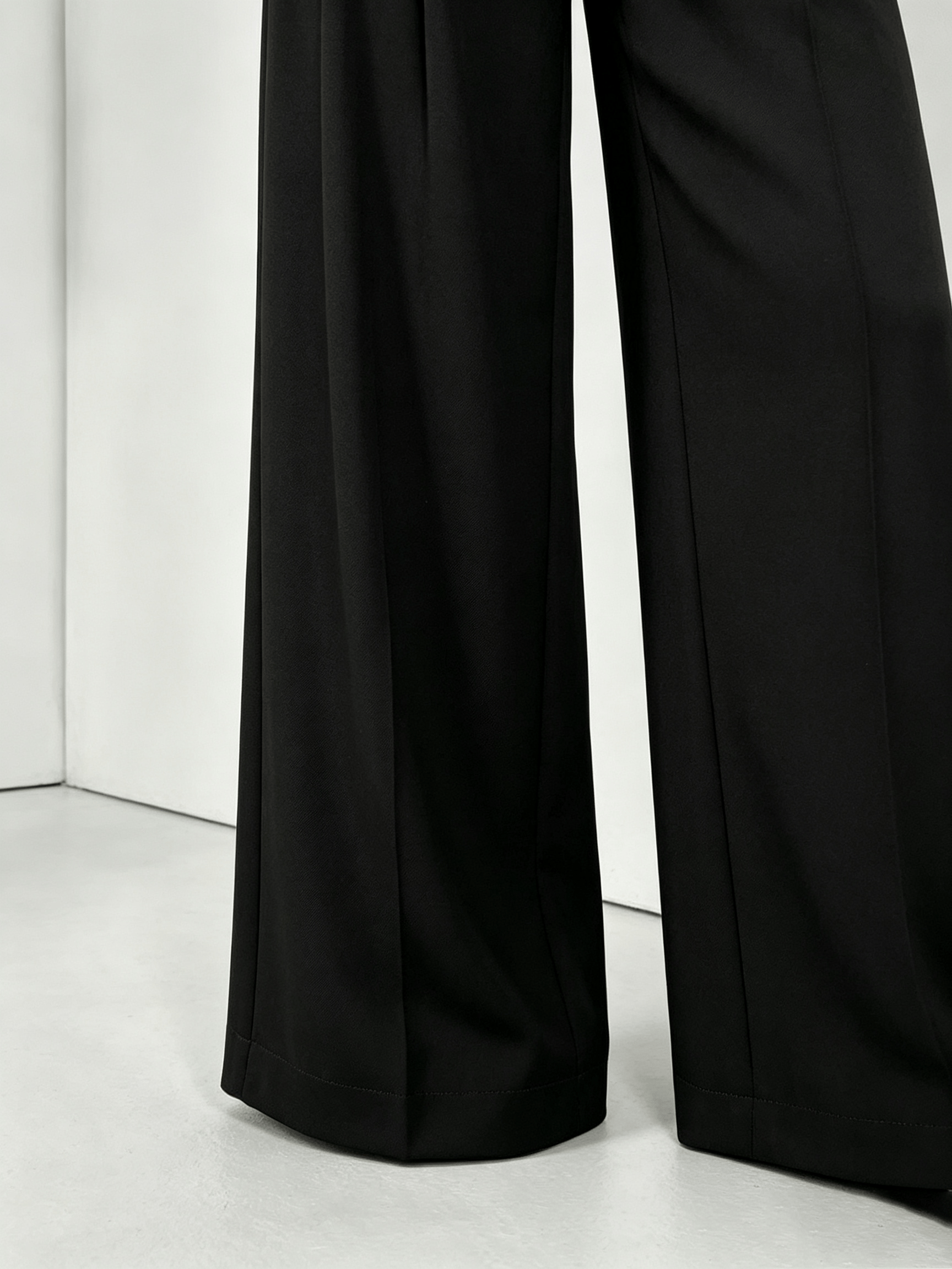 Plus Size Black Wide-Leg Pleated Trousers