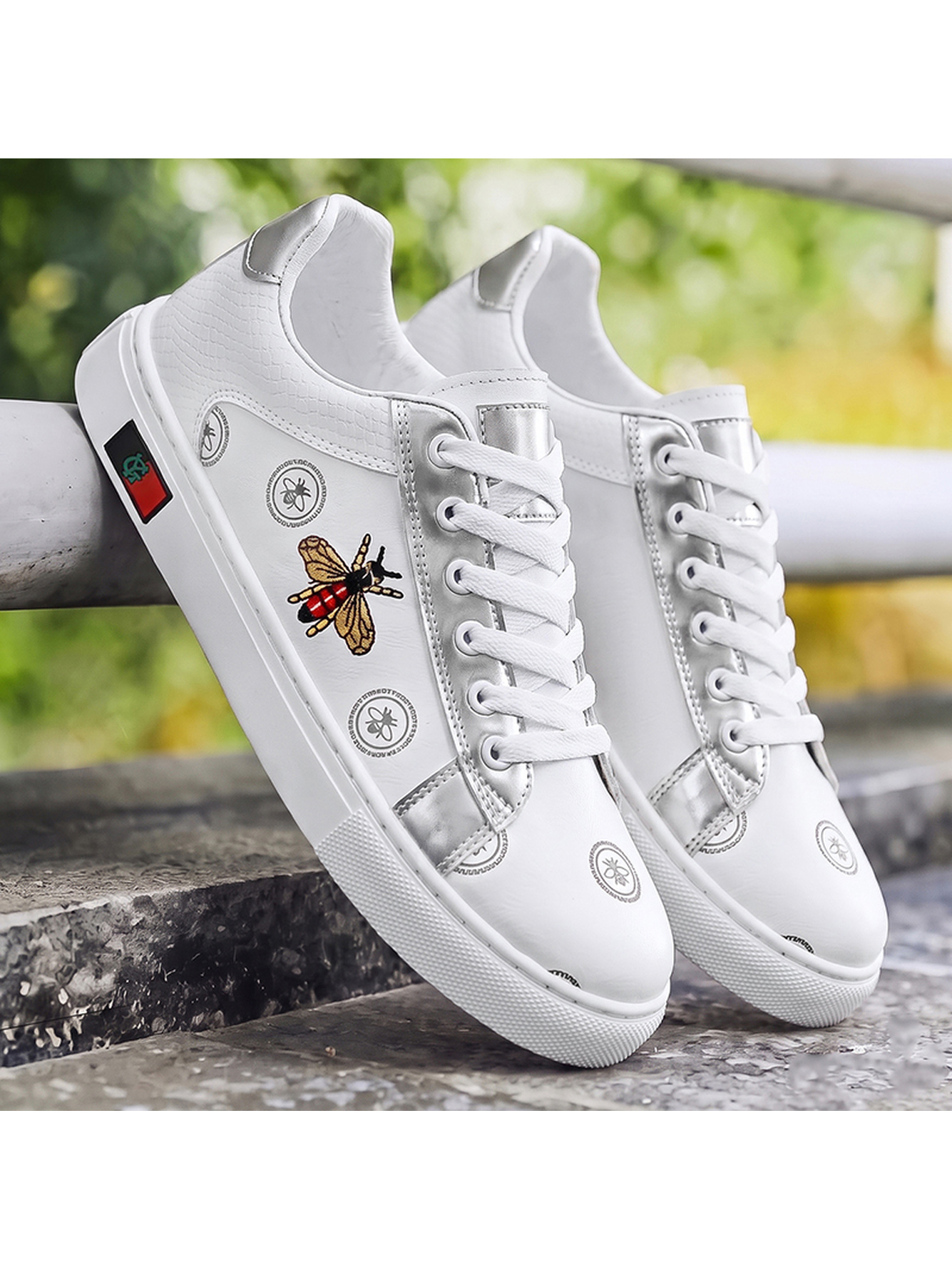 White Bee Embroidered Casual Sneakers