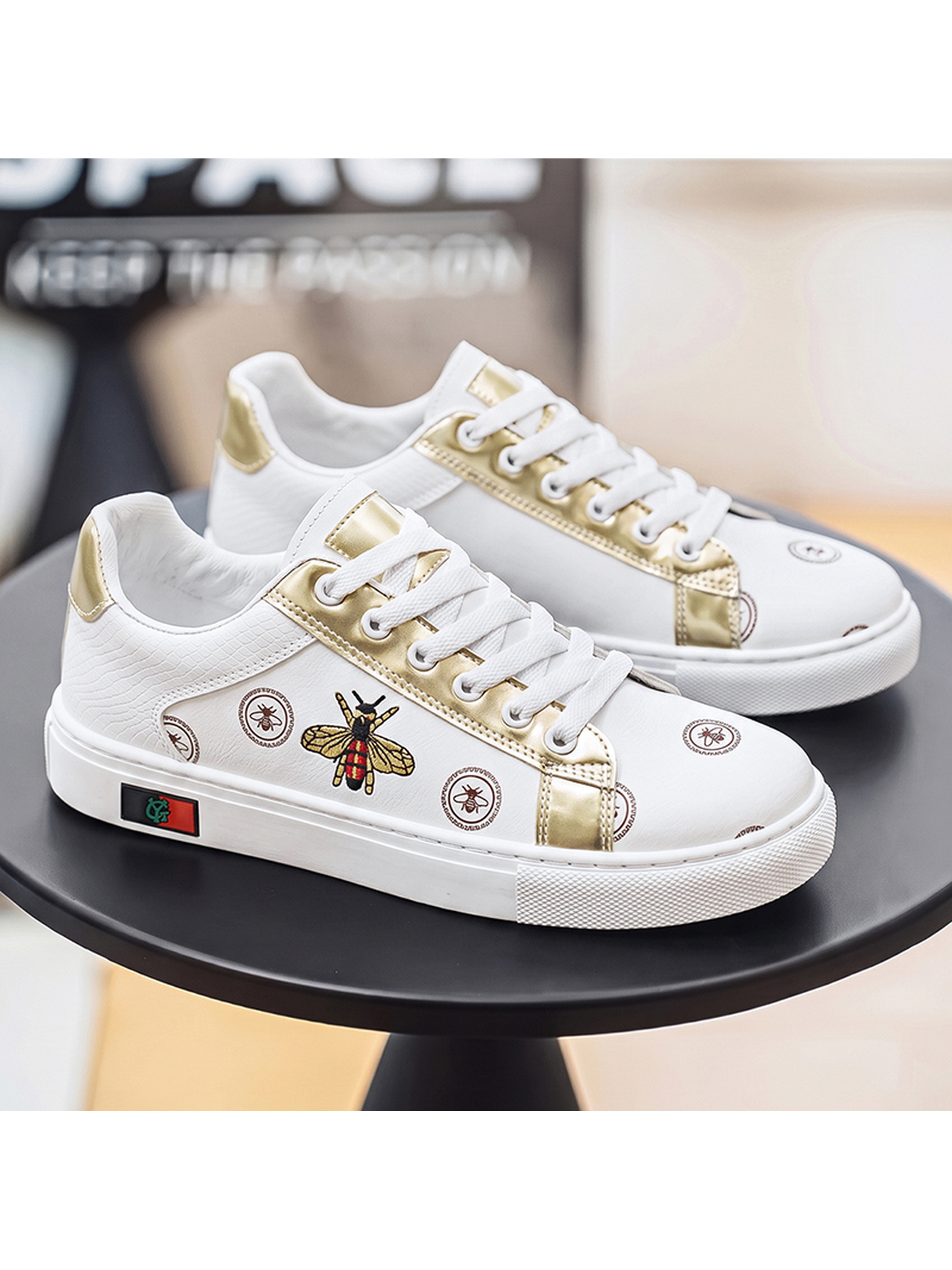 White Bee Embroidered Casual Sneakers