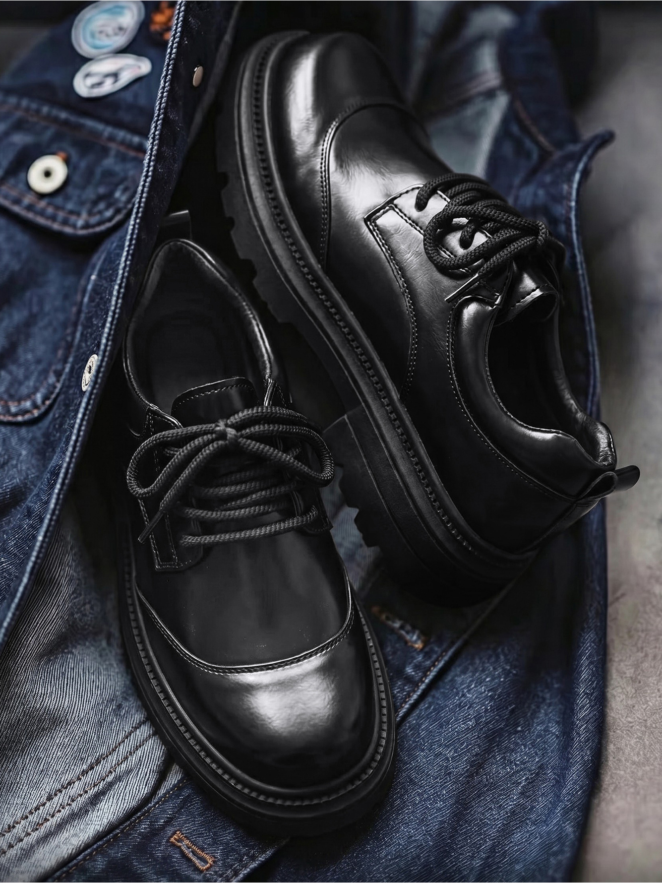 Black Lace-Up Casual Shoes with Chunky Sole