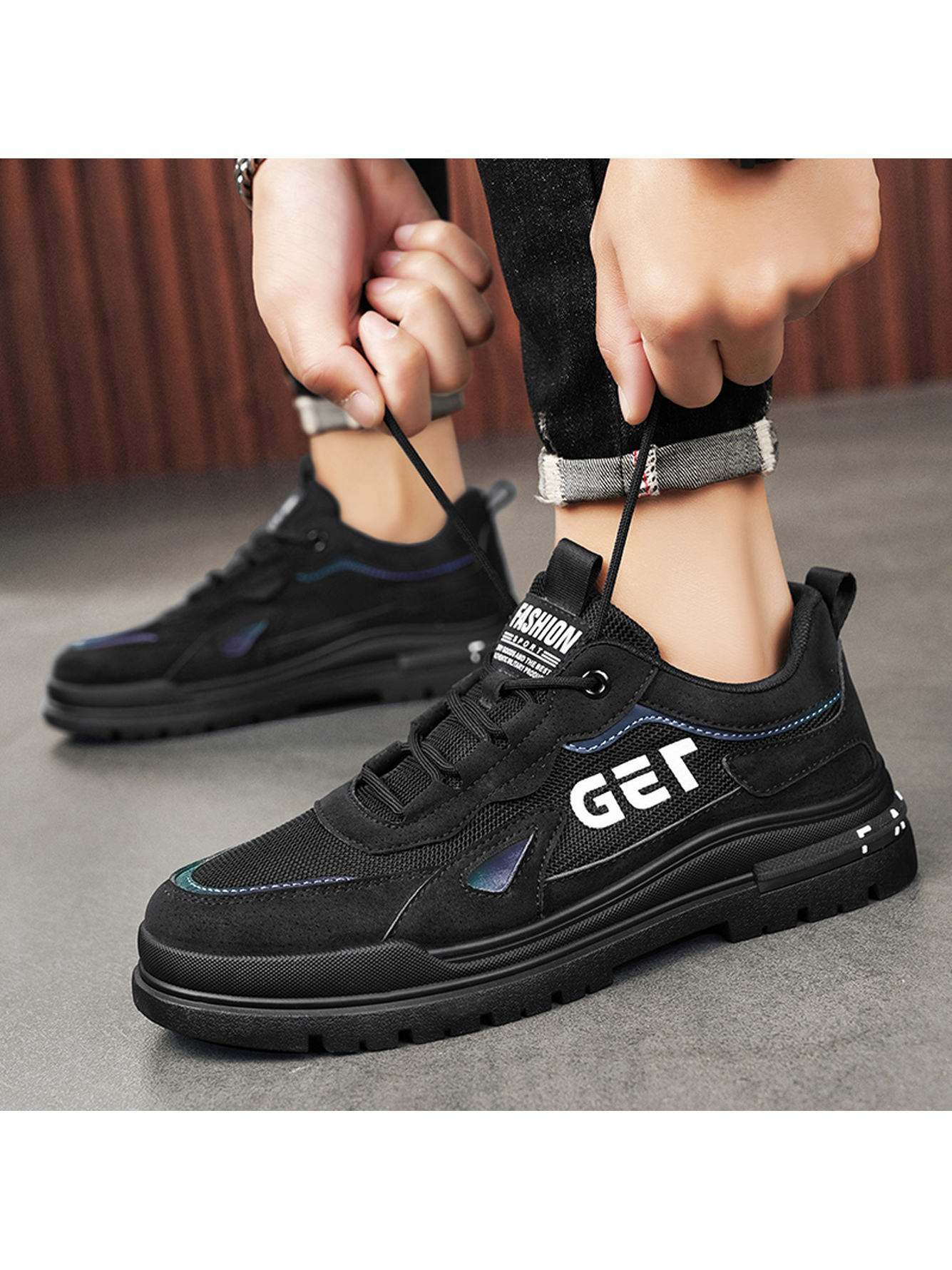 Black Lace-Up Casual Sneakers
