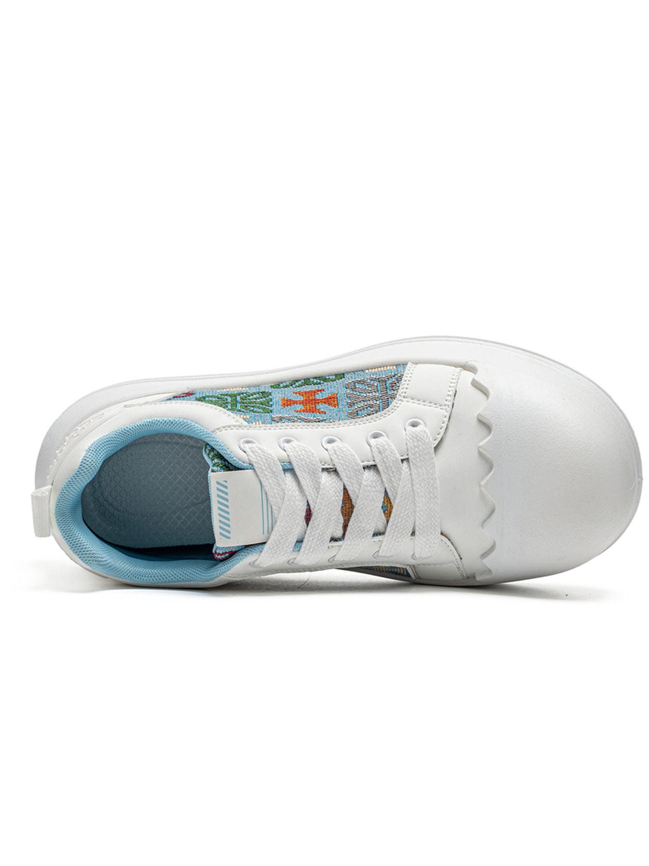 White Casual Sneakers with Embroidered Pattern