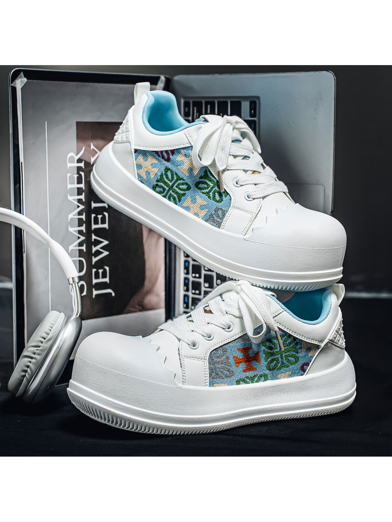 White Casual Sneakers with Embroidered Pattern