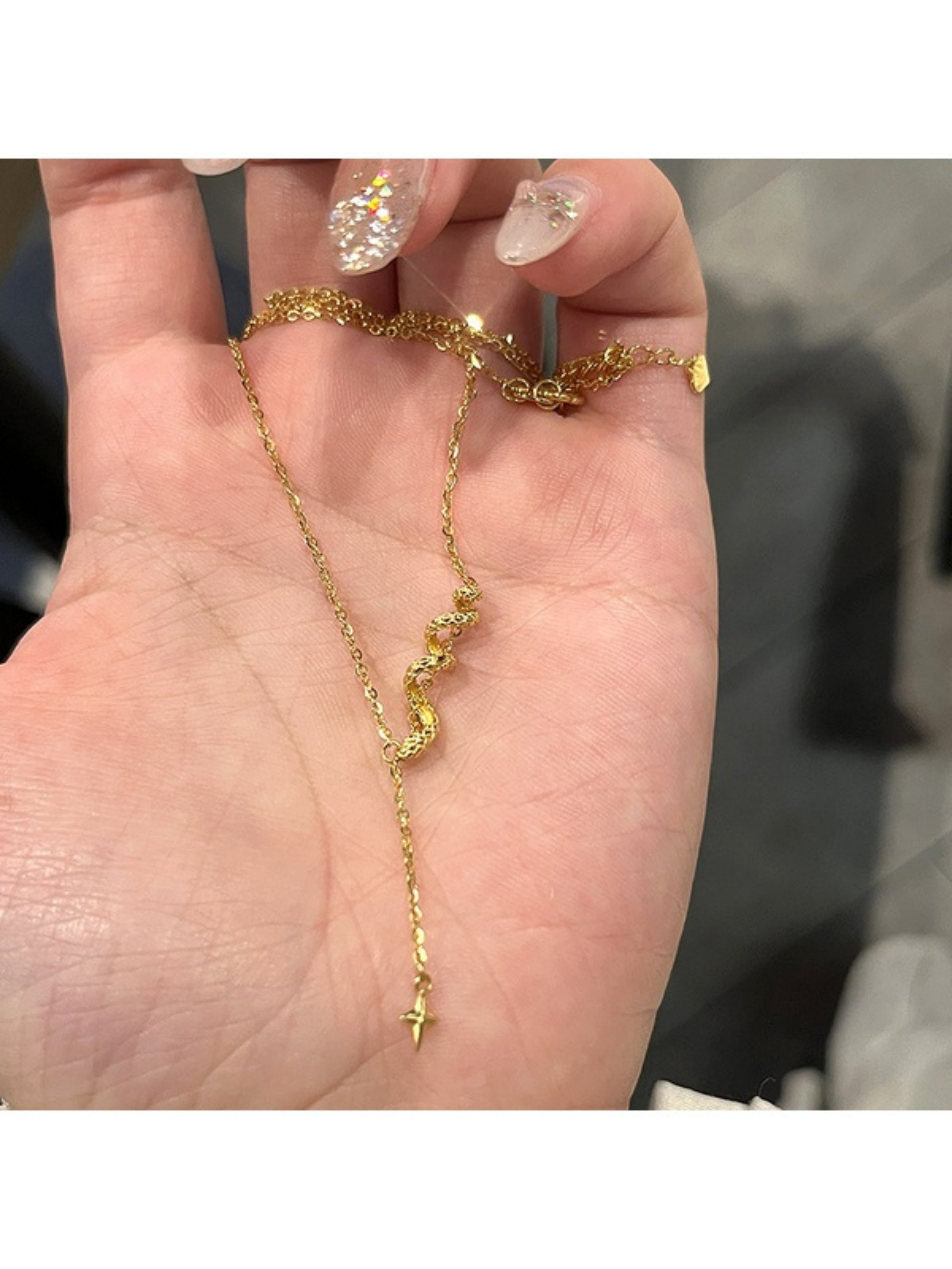 قلادة سلسلة سادة بلون ذهبي