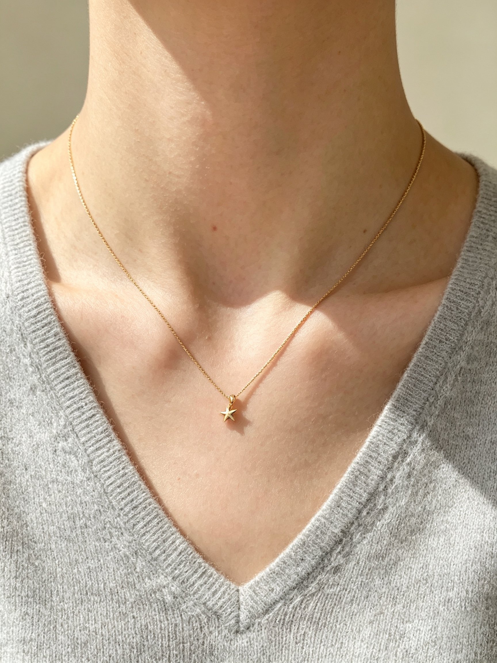 Gold Solid Pendant Necklace