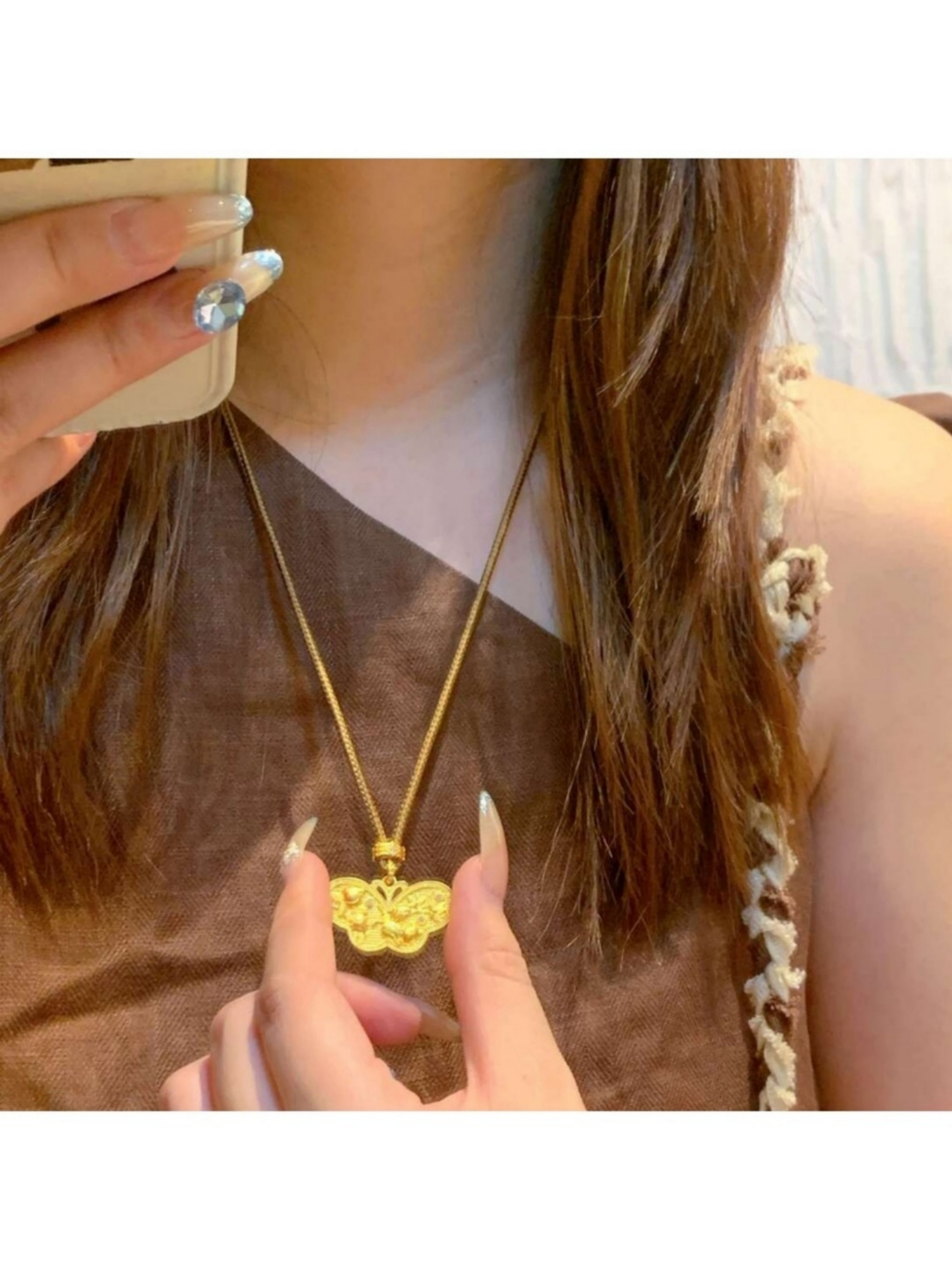 Gold Solid Pendant Necklace