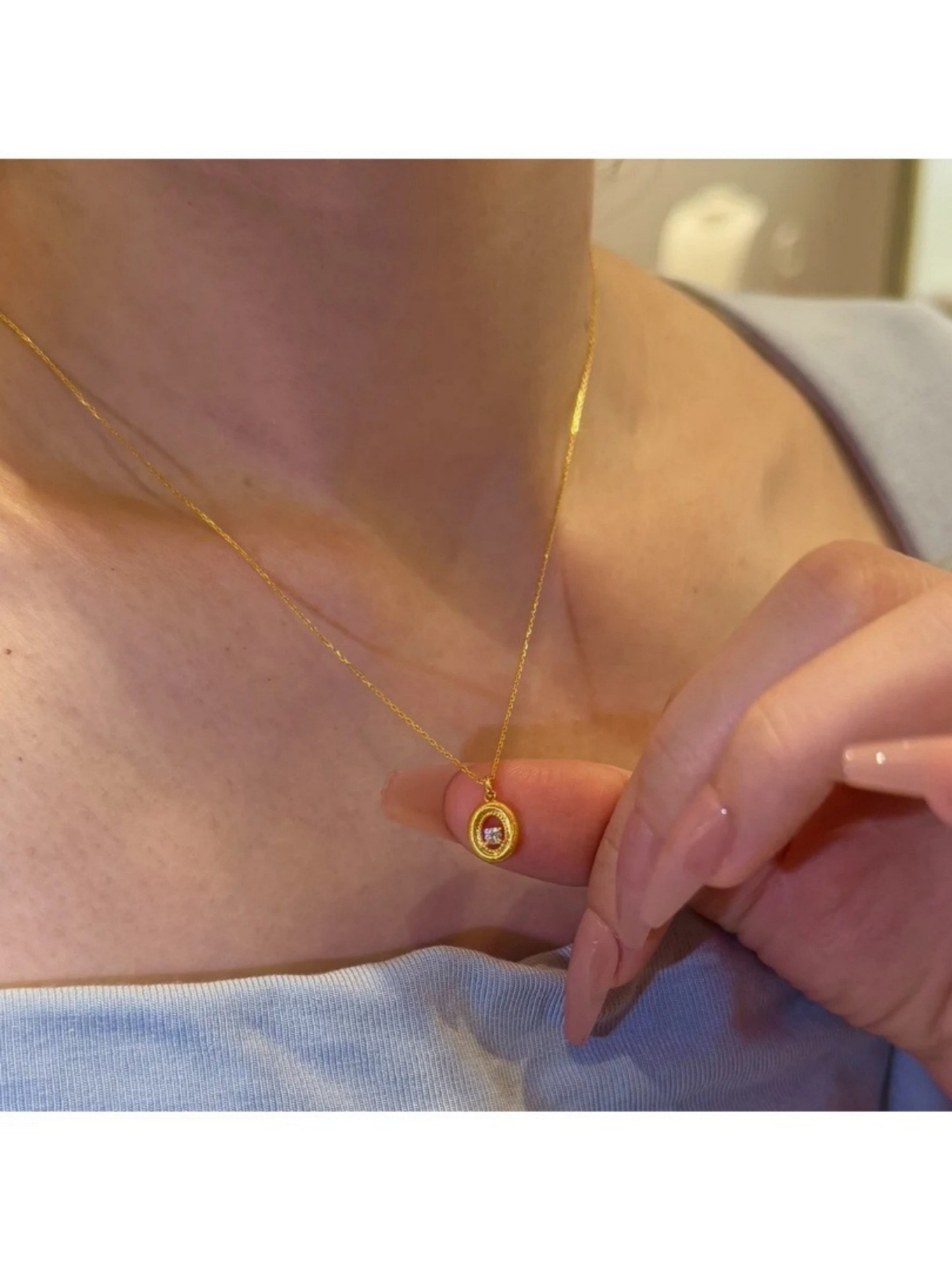 Gold Solid Pendant Necklace