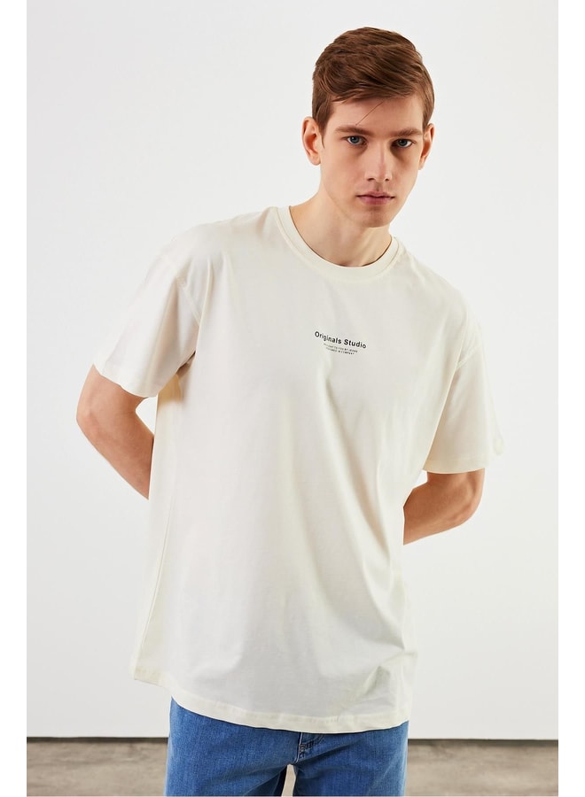 Leo Mens Oversize Basic Ecru T-Shirt with 100% Cotton Crew Neck and Print Details.