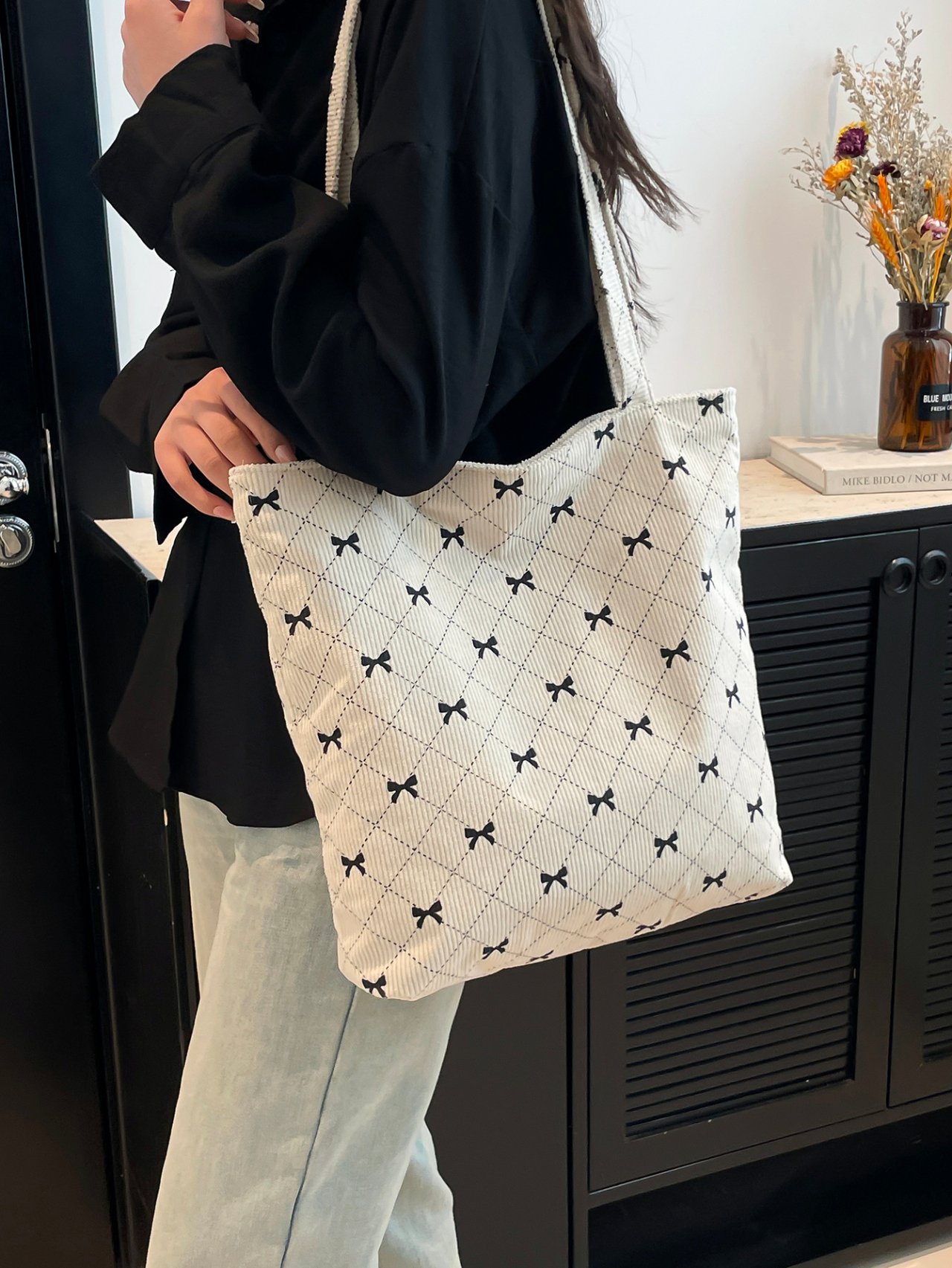 Beige Bow Pattern Corduroy Tote Bag
