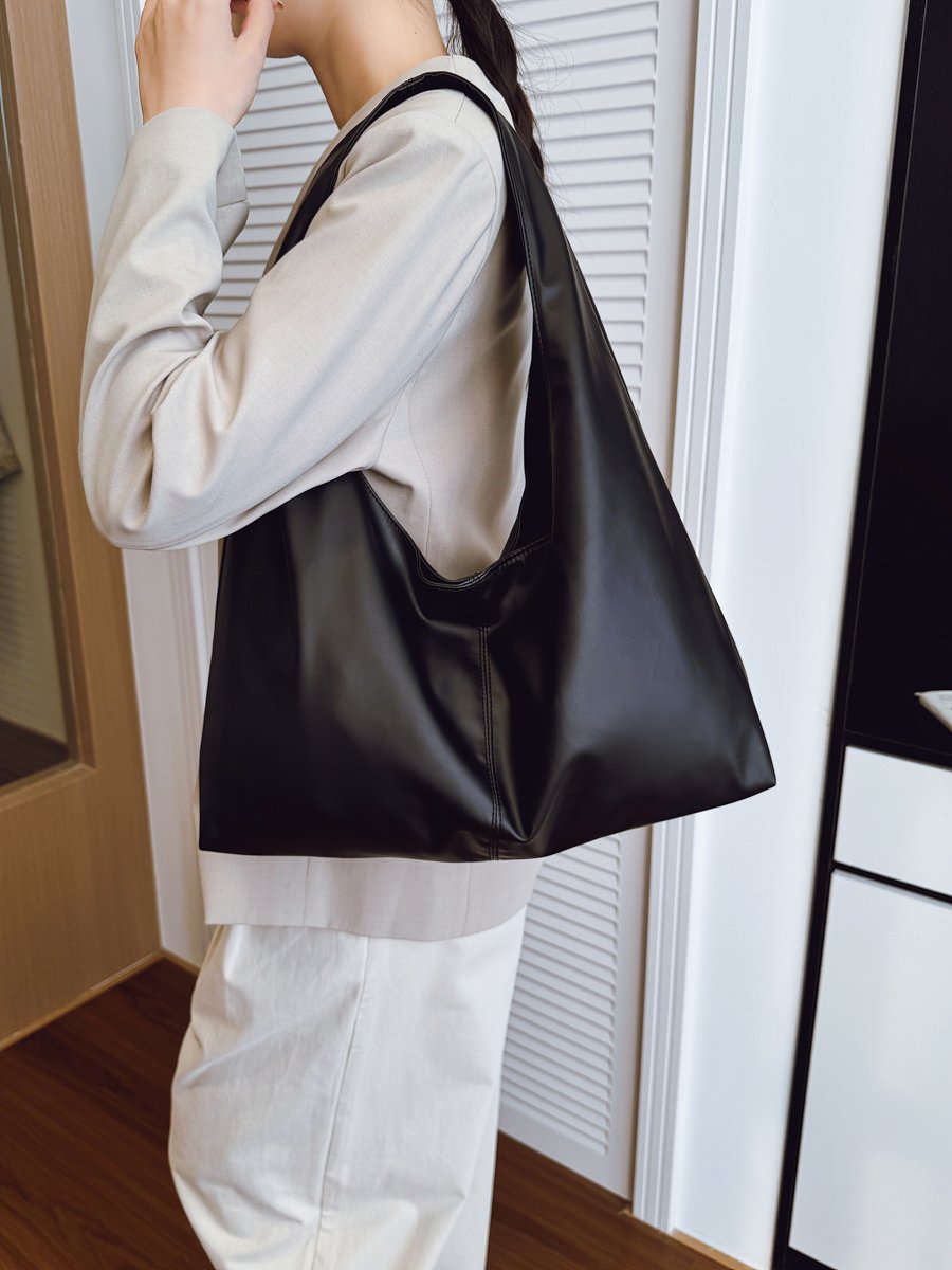 Black Crescent Shoulder Bag 