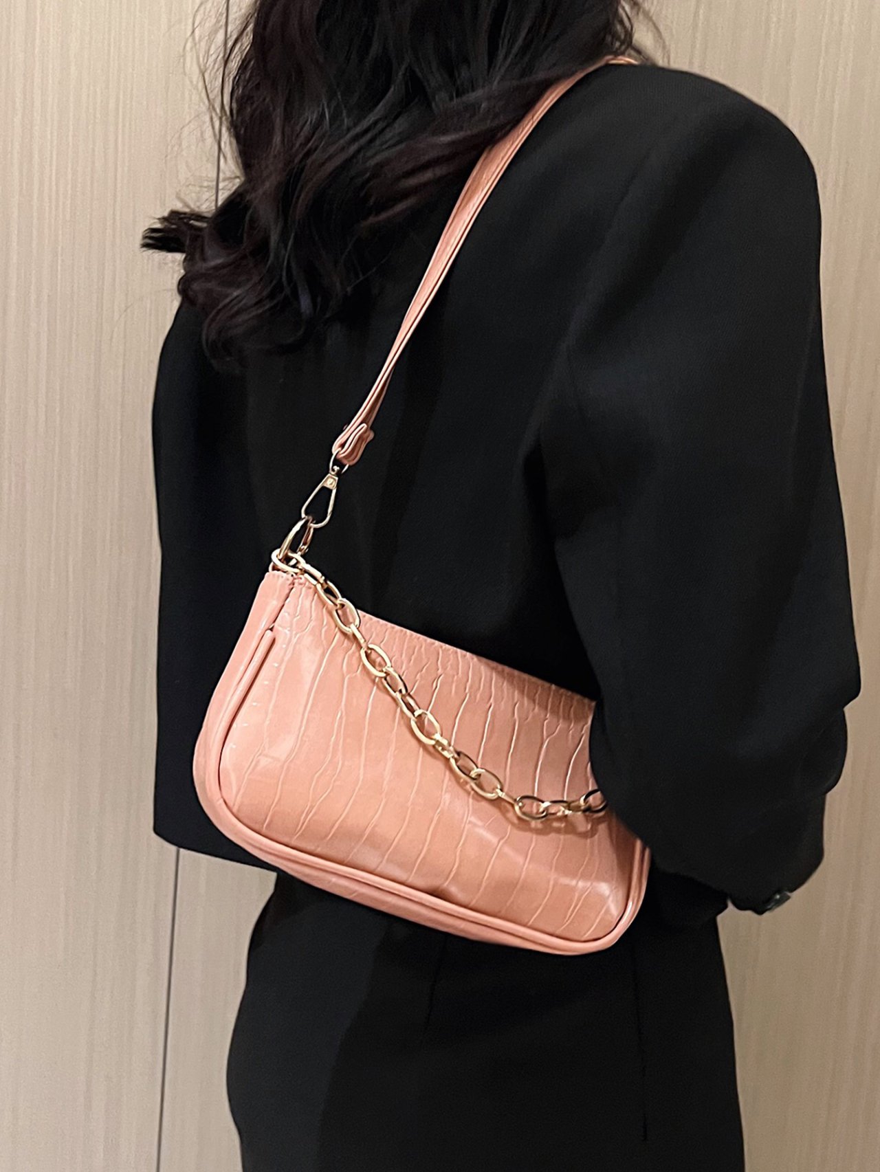 Pink Croc-Embossed Shoulder Bag with Gold Chain