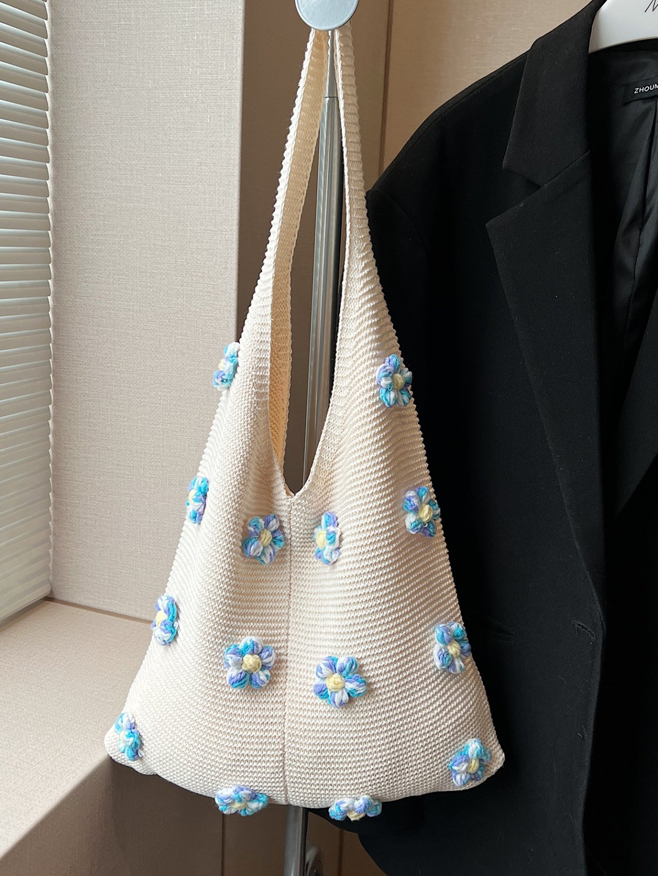 Floral Crochet Shoulder Bag