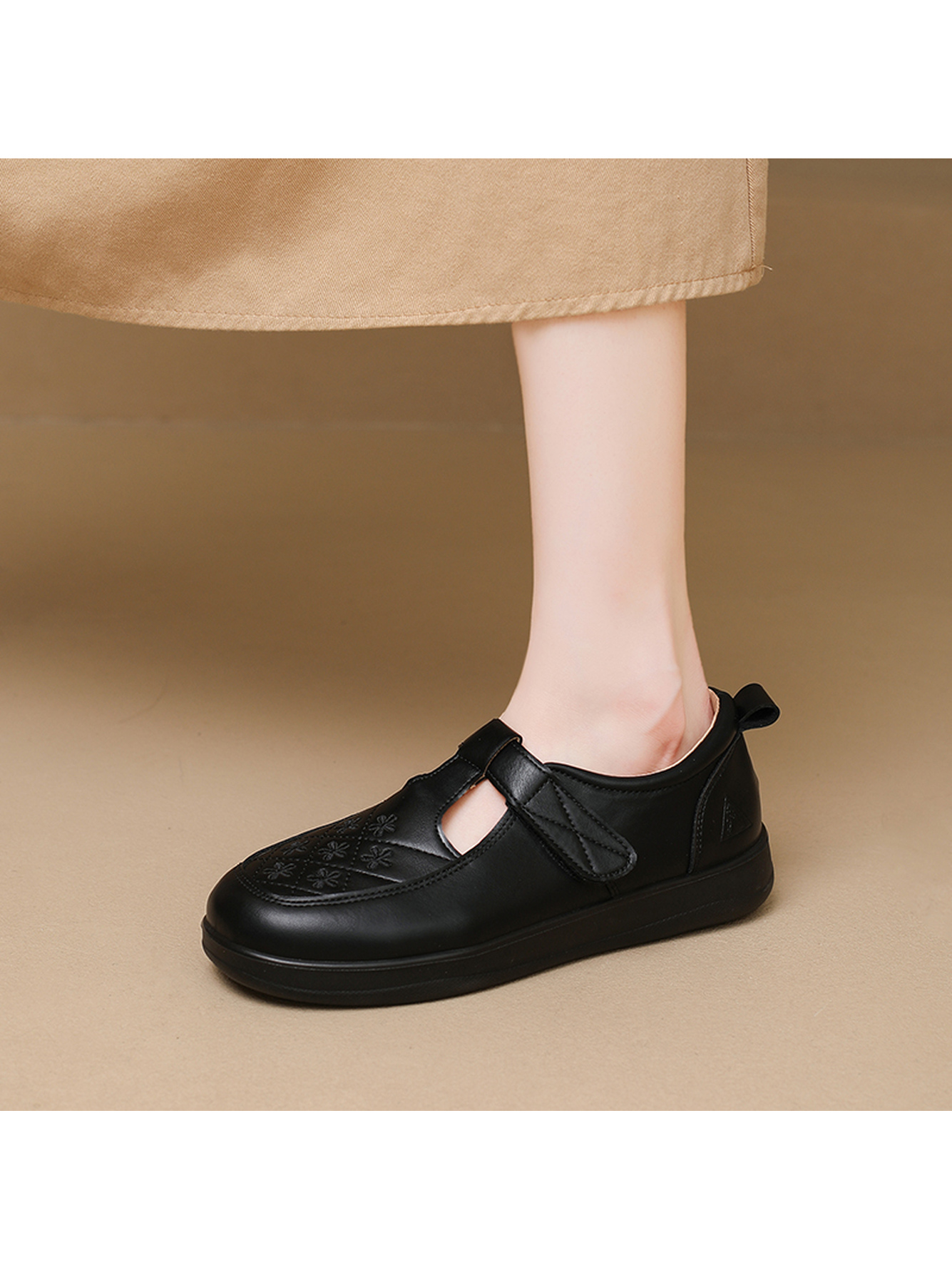 Black Flats Faux Leather Casual Shoes
