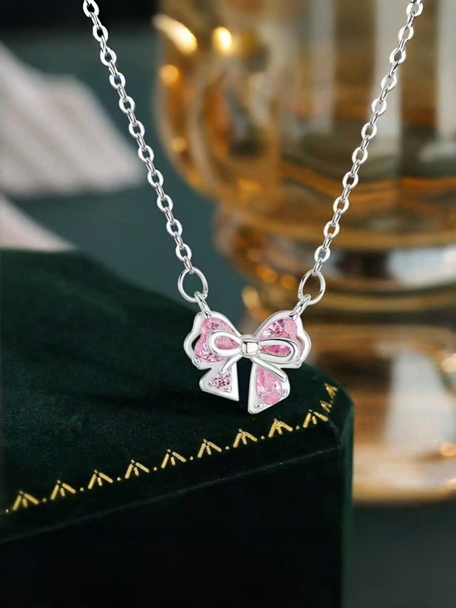 Silver Pendant Necklace