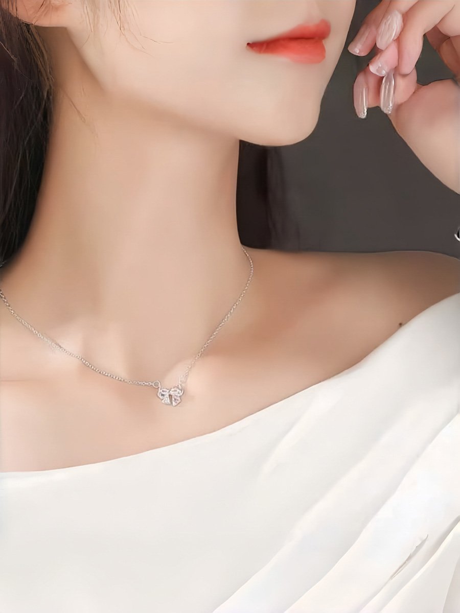 Silver Pendant Necklace