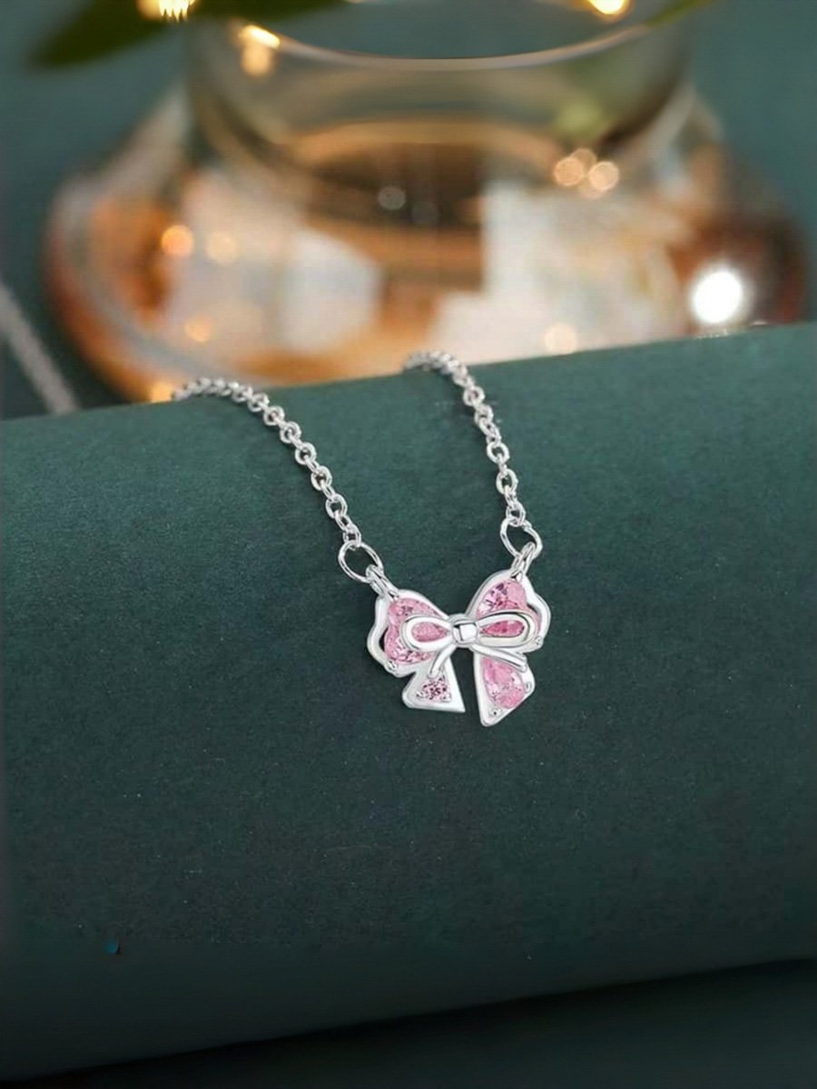 Silver Pendant Necklace