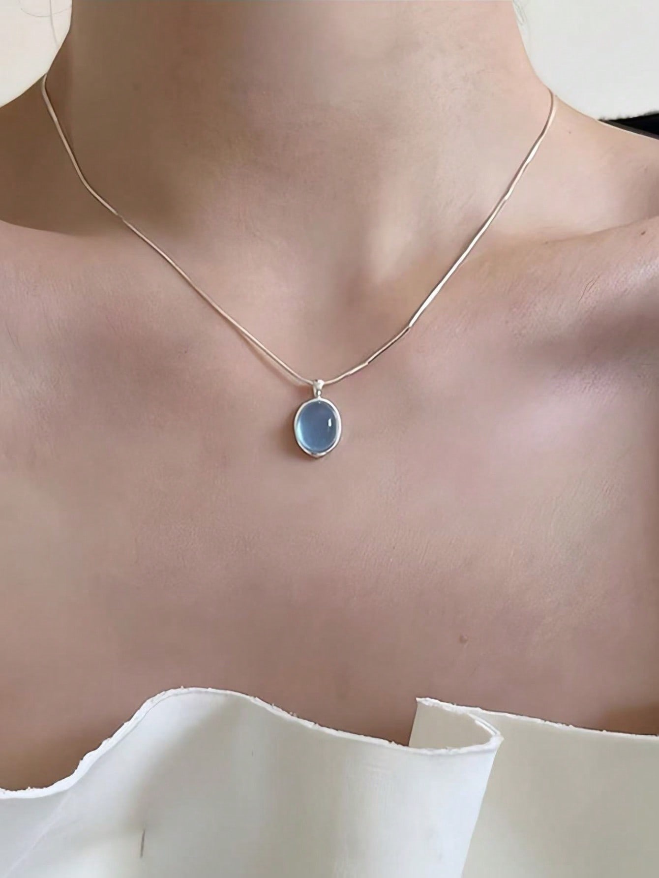 Silver Solid Pendant Necklace