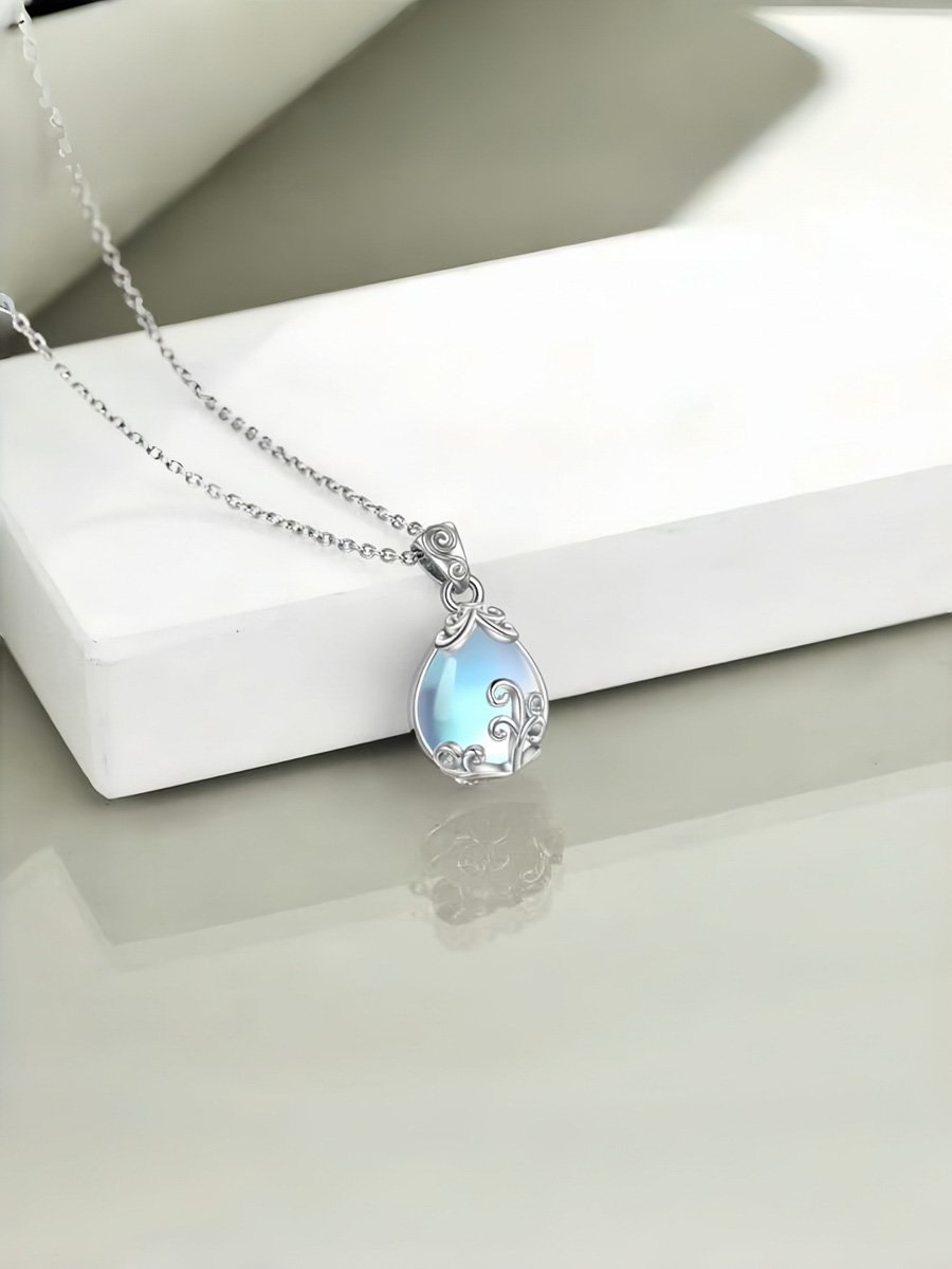 Silver Solid Pendant Necklace