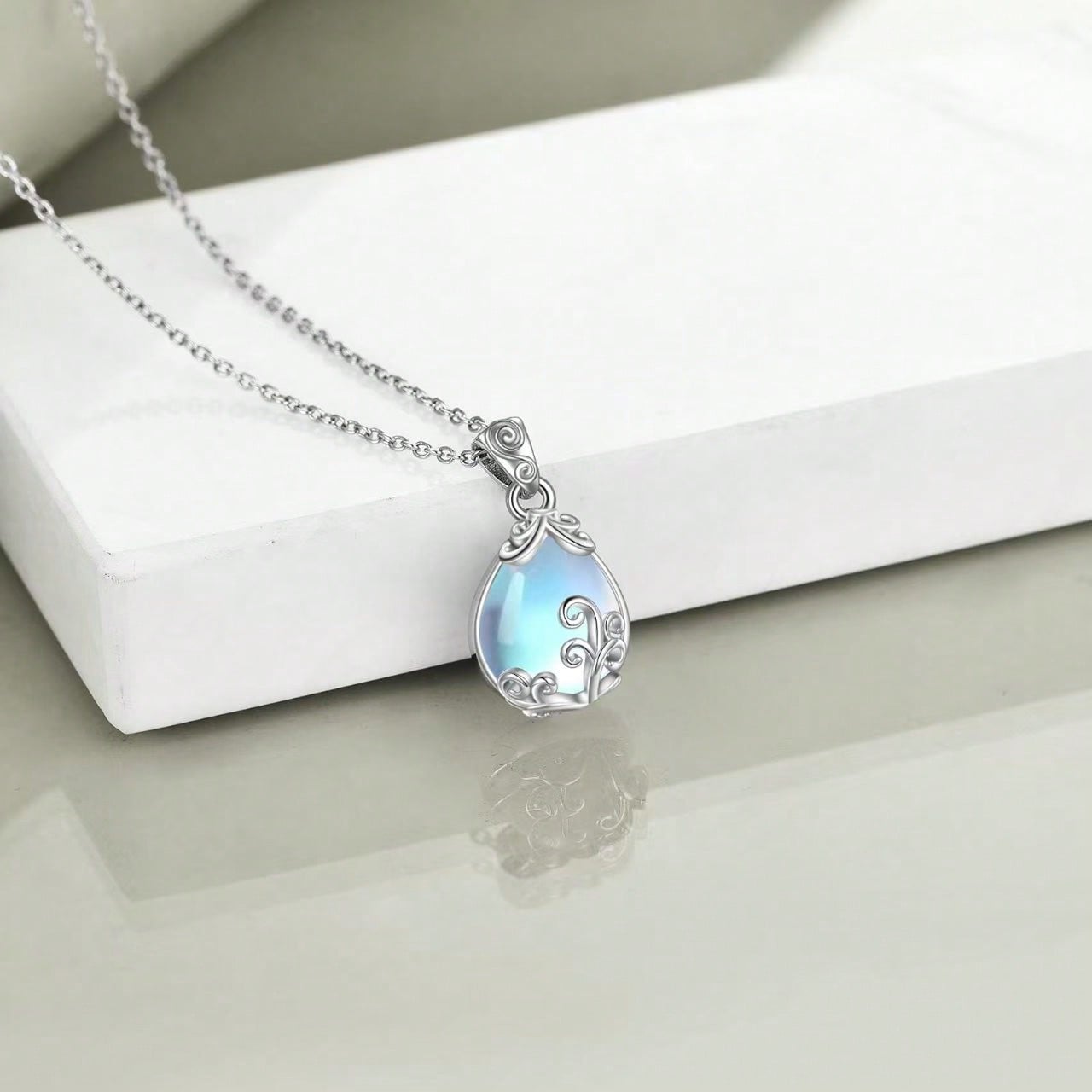 Silver Solid Pendant Necklace