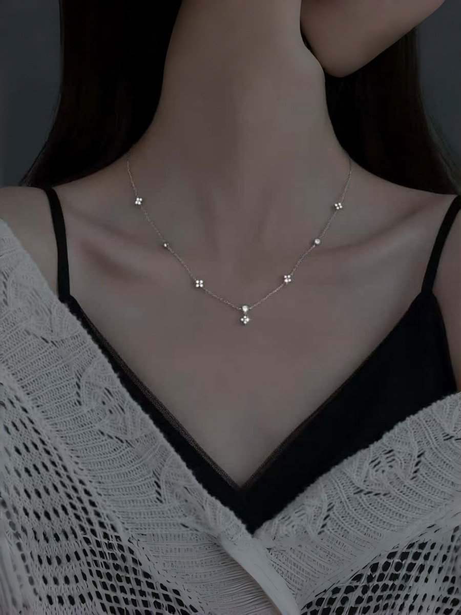 Silver Self Design Pendant Necklace