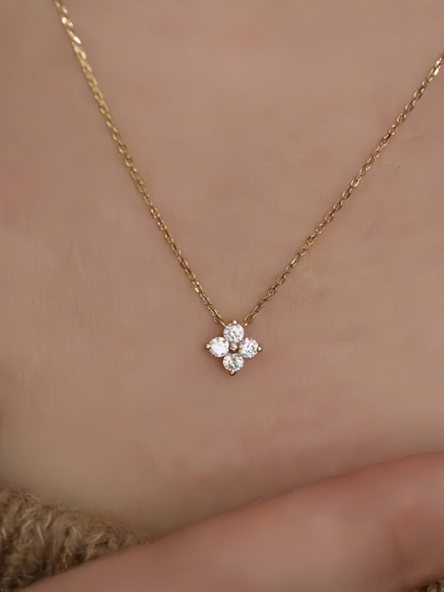 Gold Solid Pendant Necklace