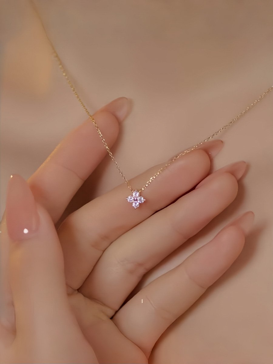 Gold Solid Pendant Necklace