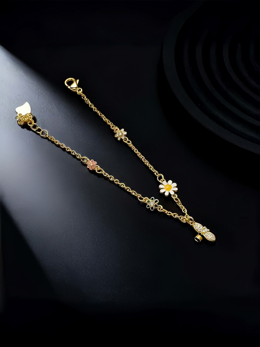 Gold Daisy and Bee Charm Bracelet