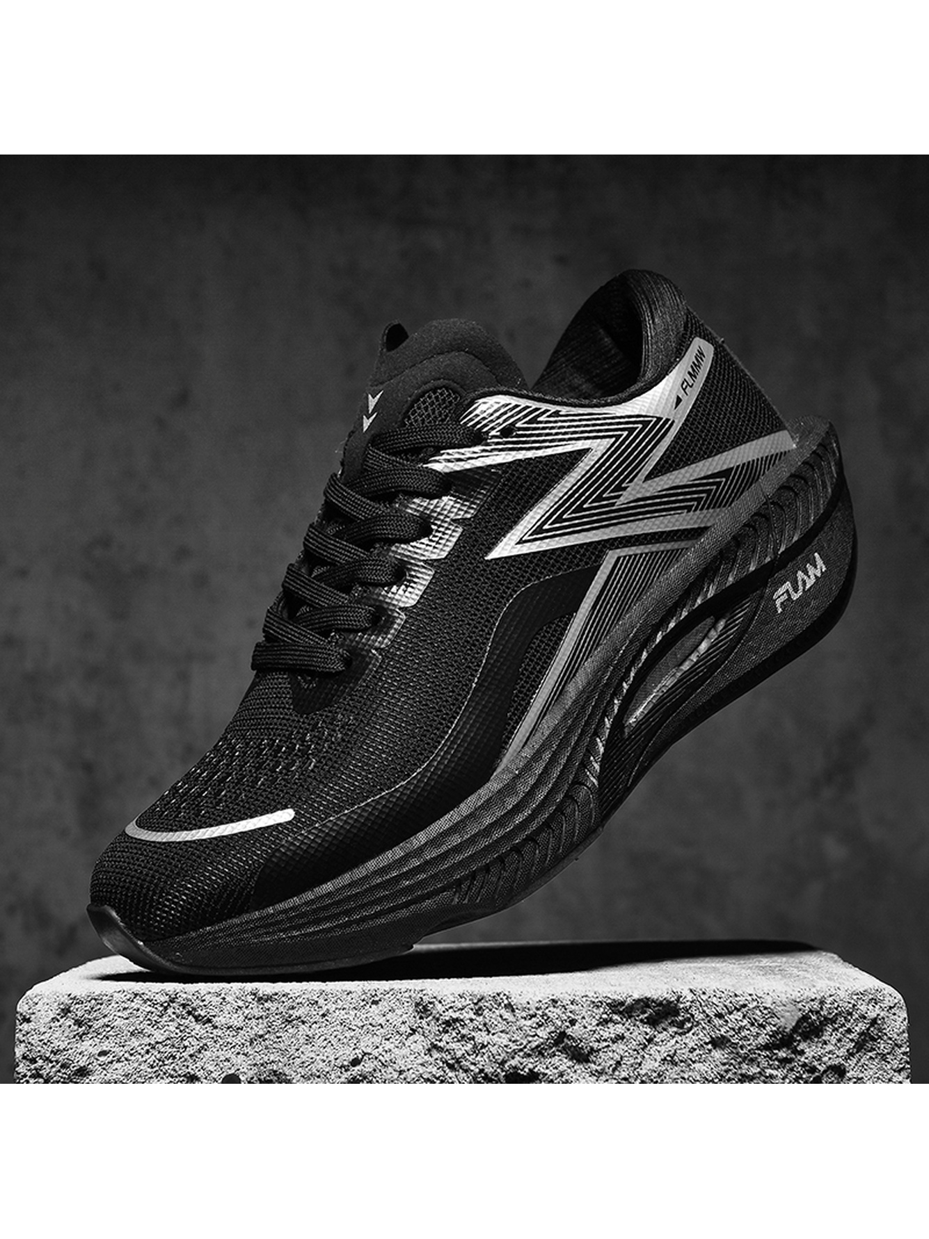 Men Black Agile Running Sneakers