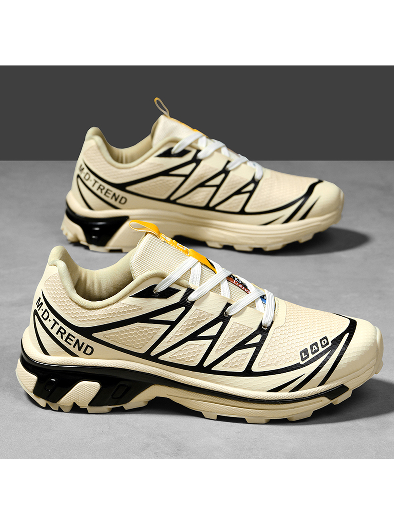 Khaki Men Trail Running Sneakers
