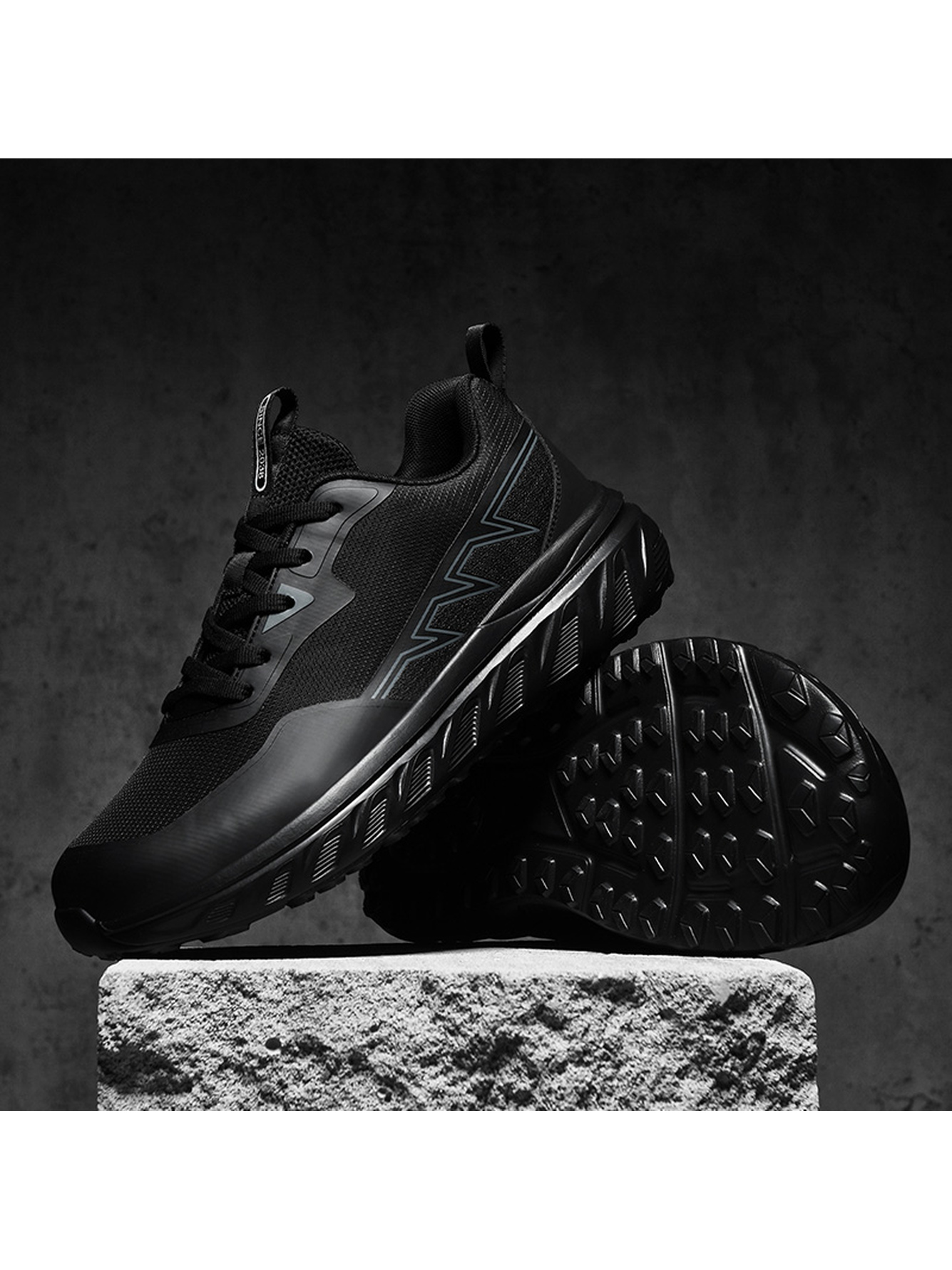 Men Black Mesh Running Shoes