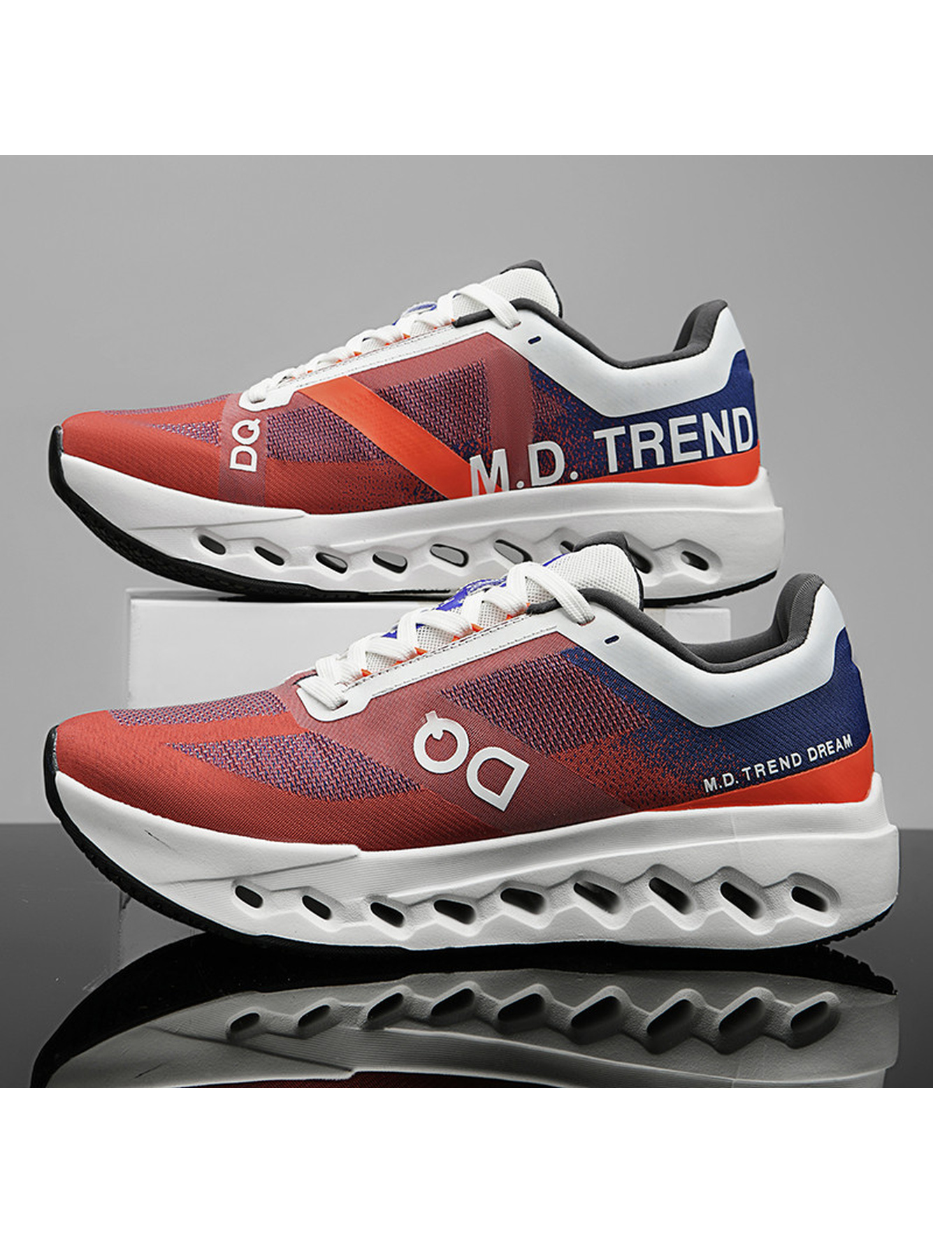 Men Dynamic Multi-Color Sports Sneakers